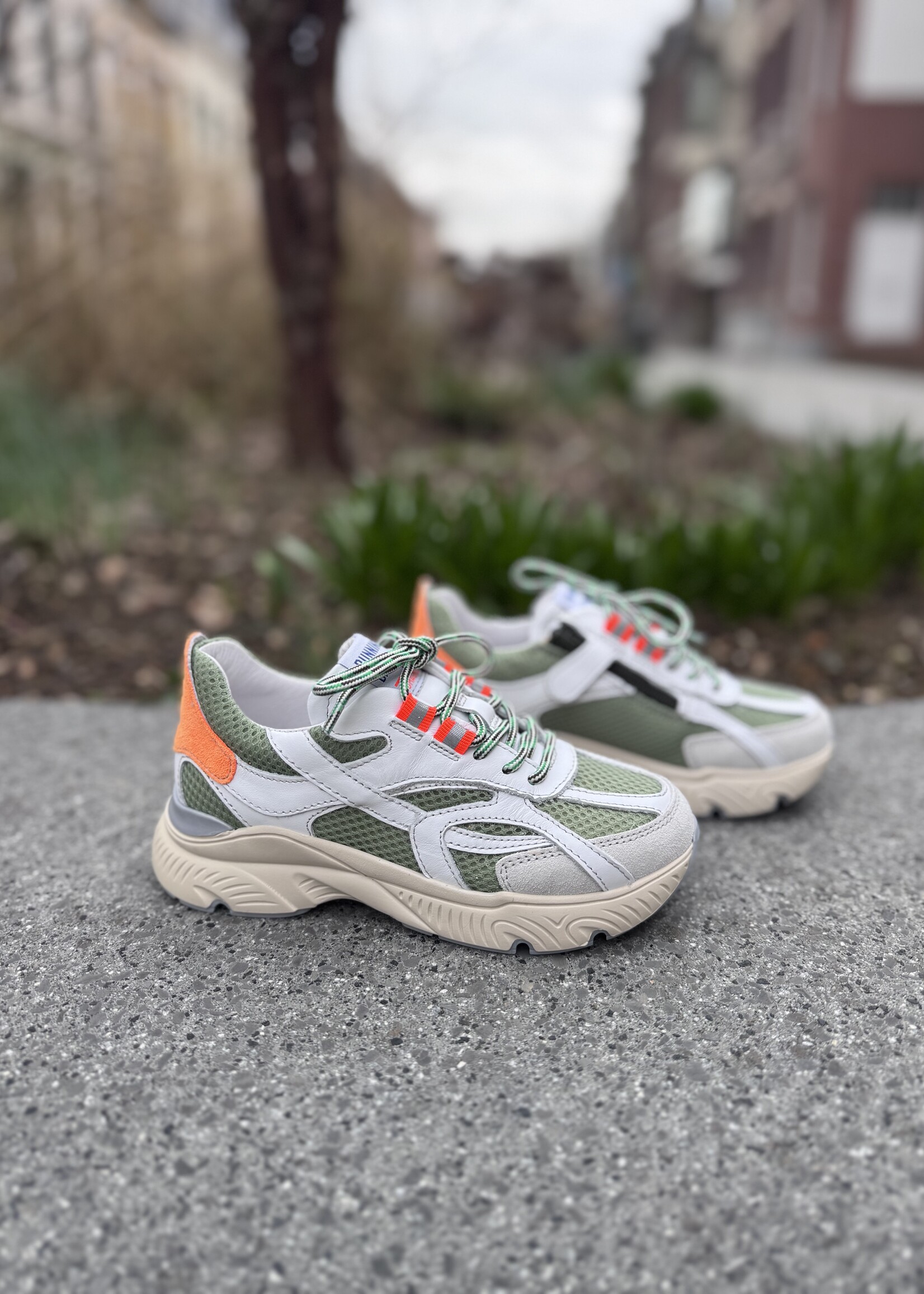 Romagnoli 8936R084 sneaker crema groen oranje