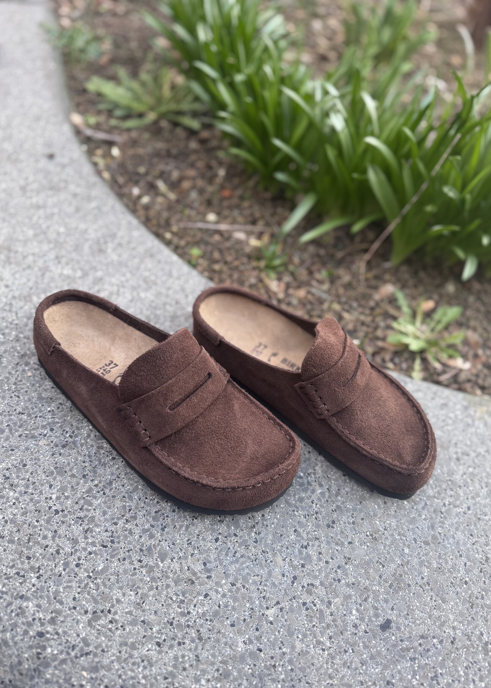 Birkenstock Naples wrapped LEVE Carafe