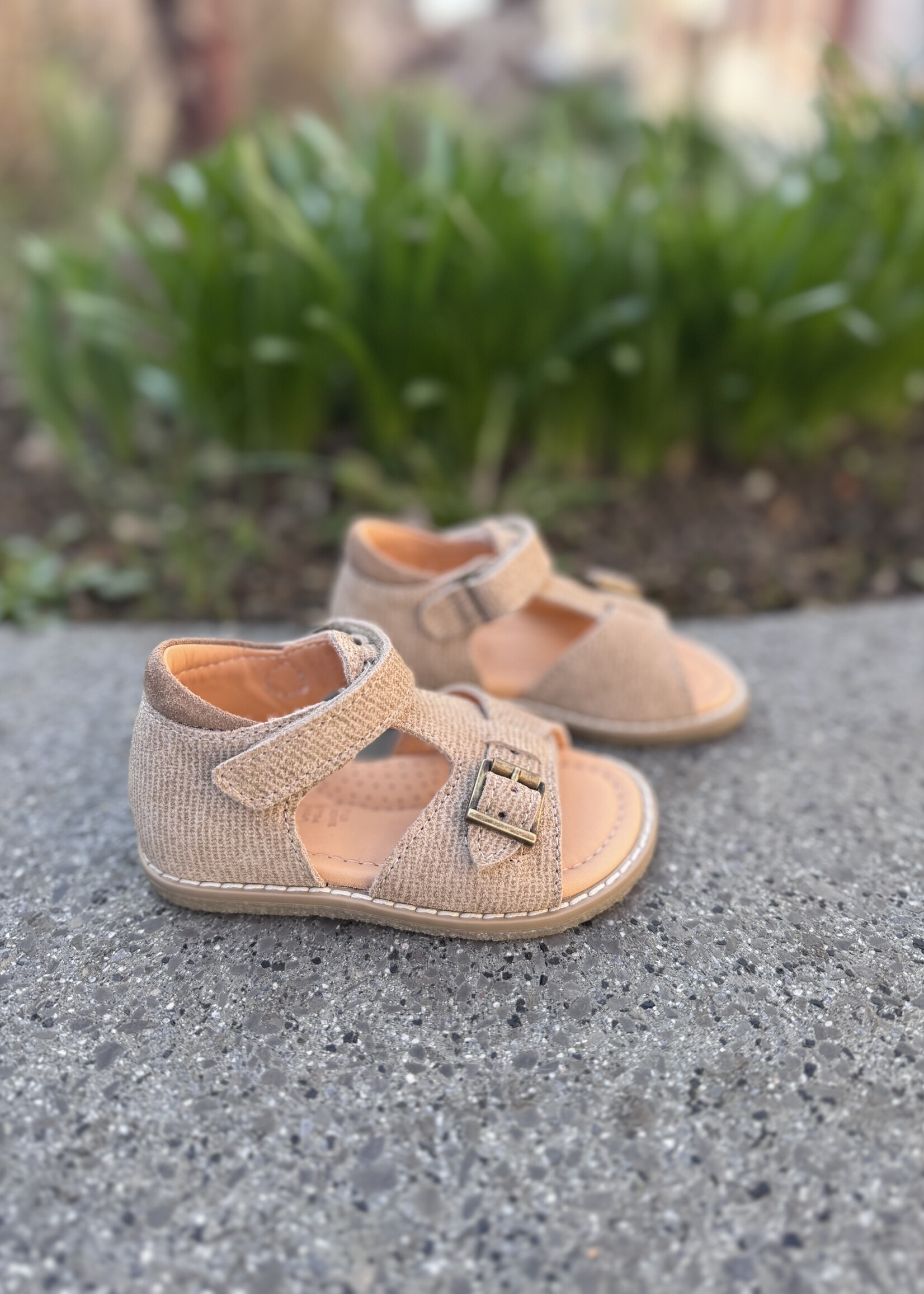 Ocra 215 sandaal suede sand tabacco