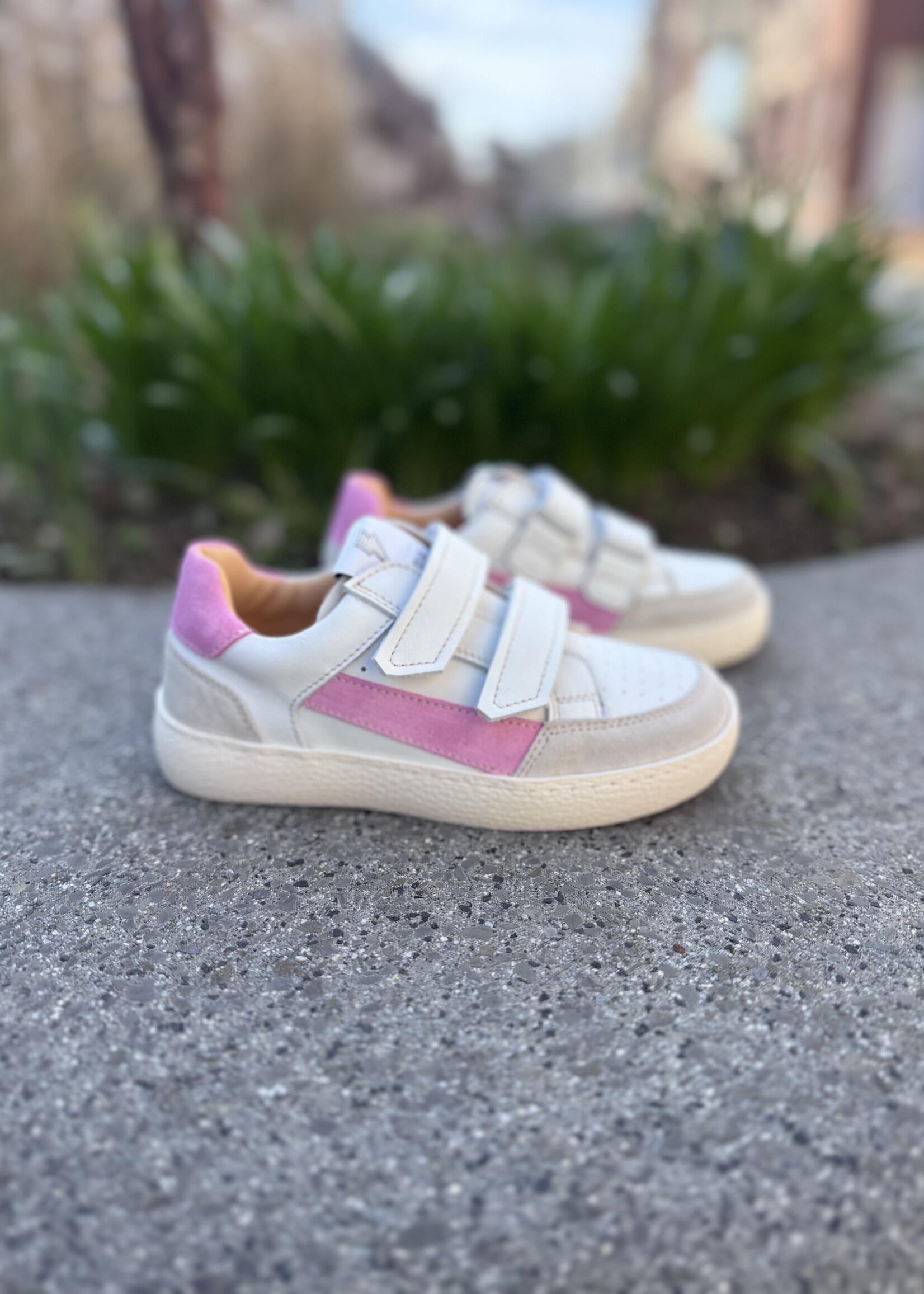 Ocra 975 sneaker off white roze velcro
