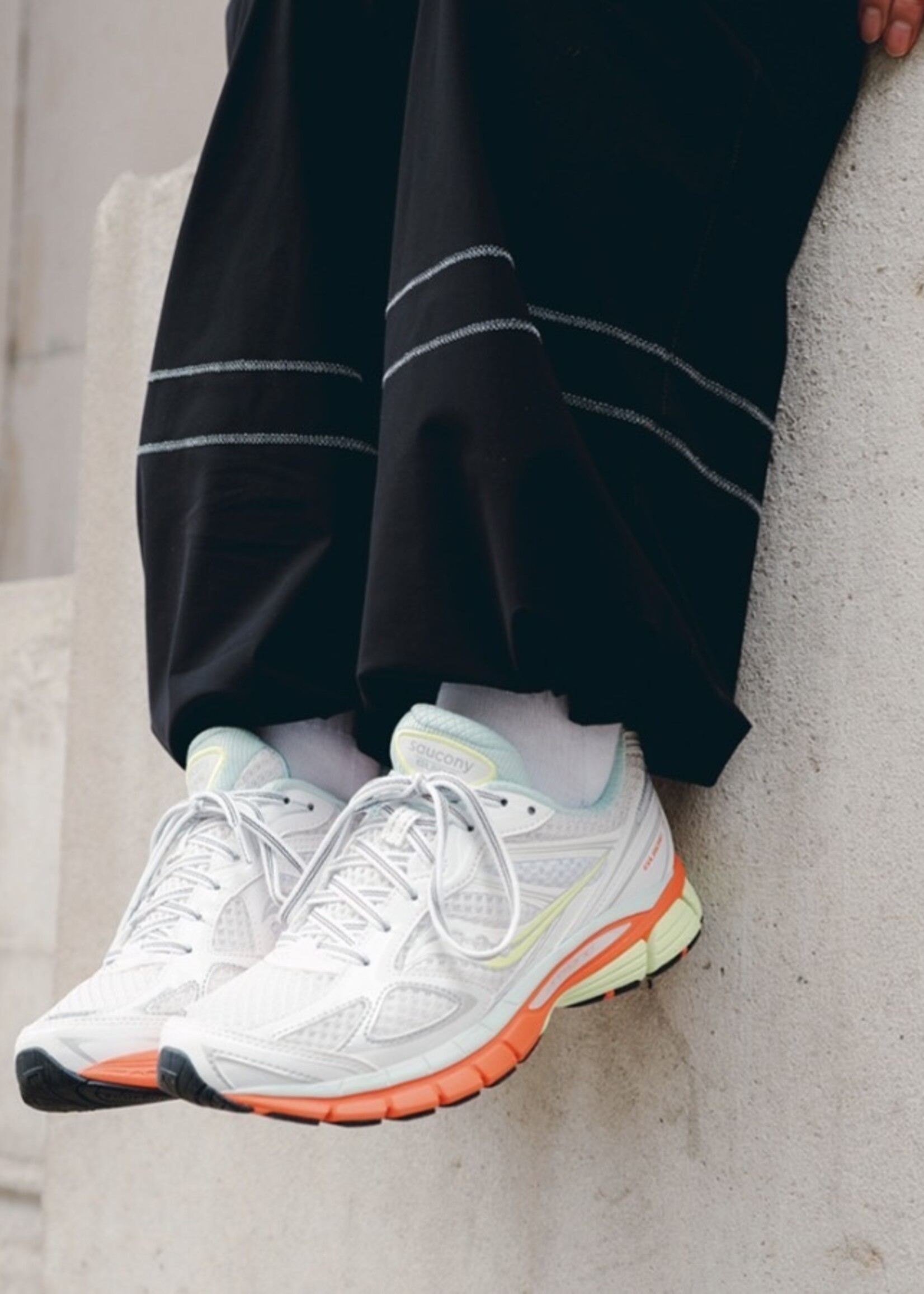 Saucony progrid guide 7 white/multi