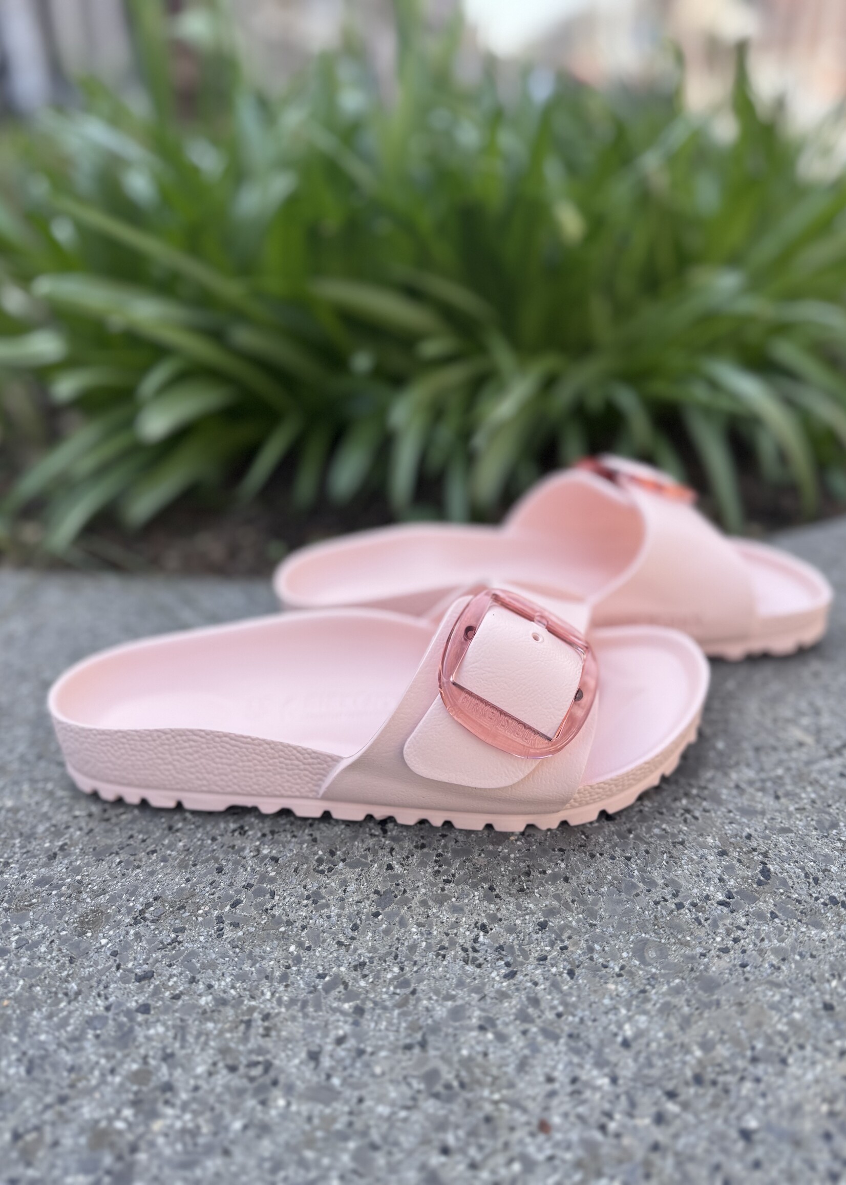 Birkenstock Madrid big buckle EVA light rose
