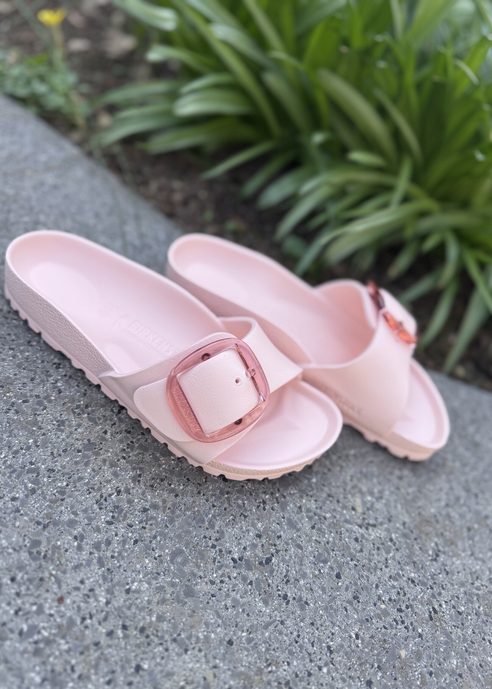 Birkenstock Madrid big buckle EVA light rose