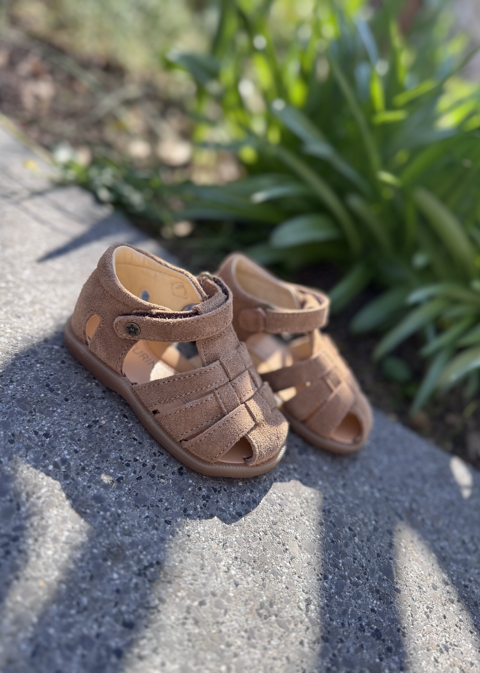 Naturino zaffiro sandaal suede brown sand
