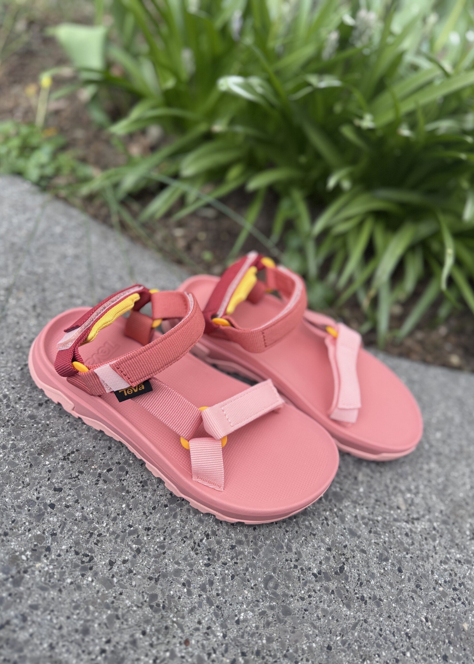 TEVA hurricane xlt tawny orange multi