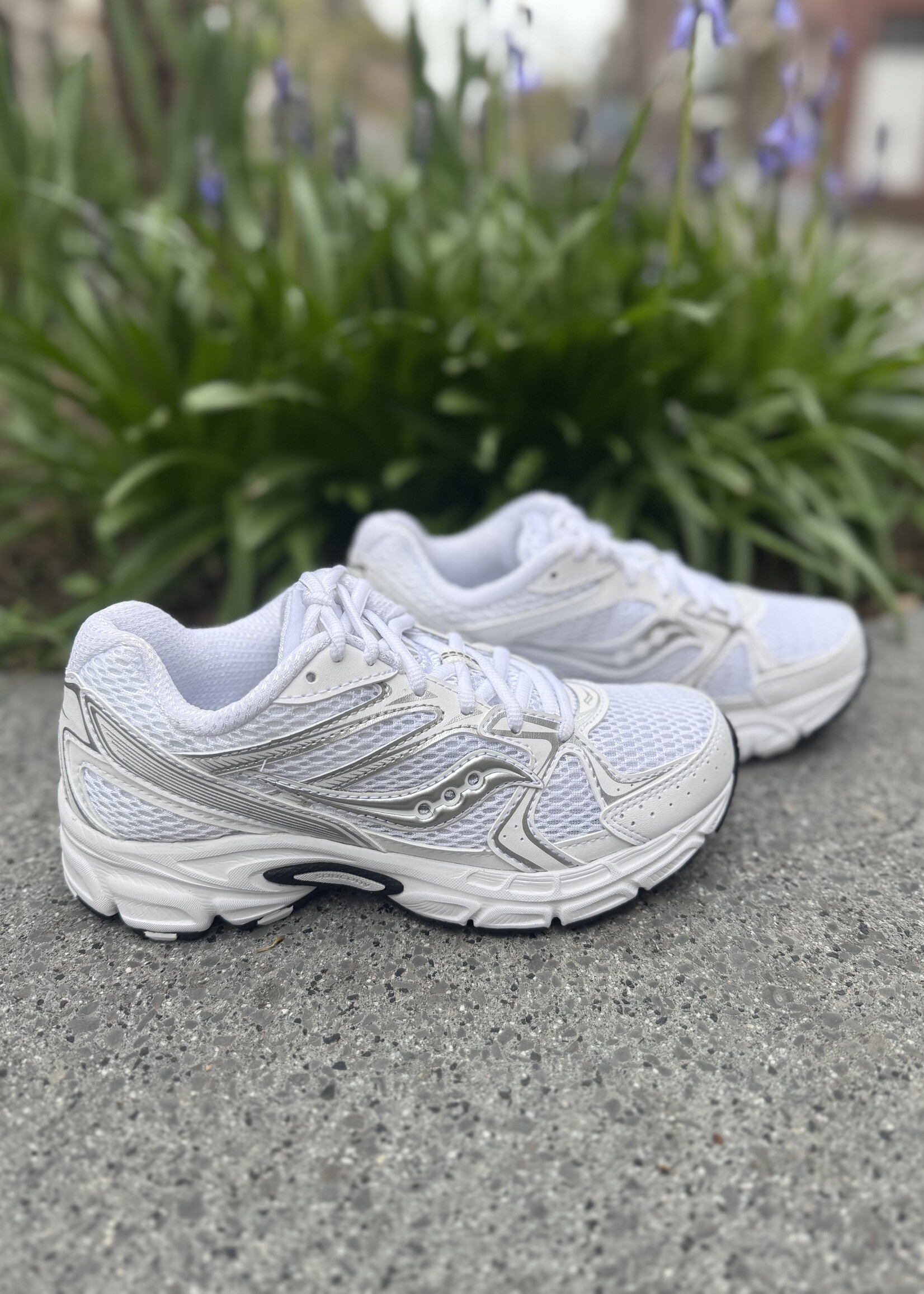 Saucony ride millennium white/silver