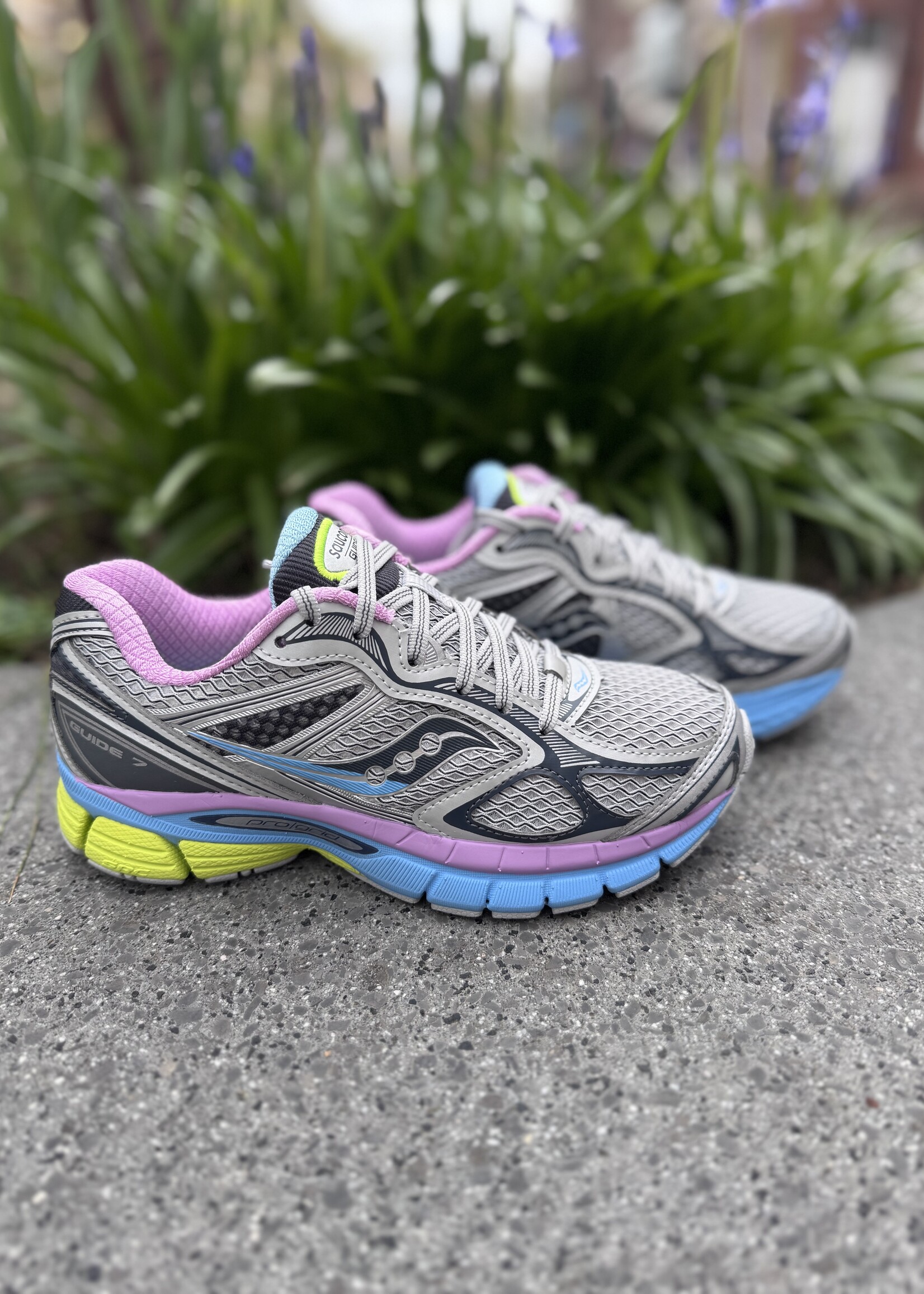 Saucony progrid guide 7 grey/aque