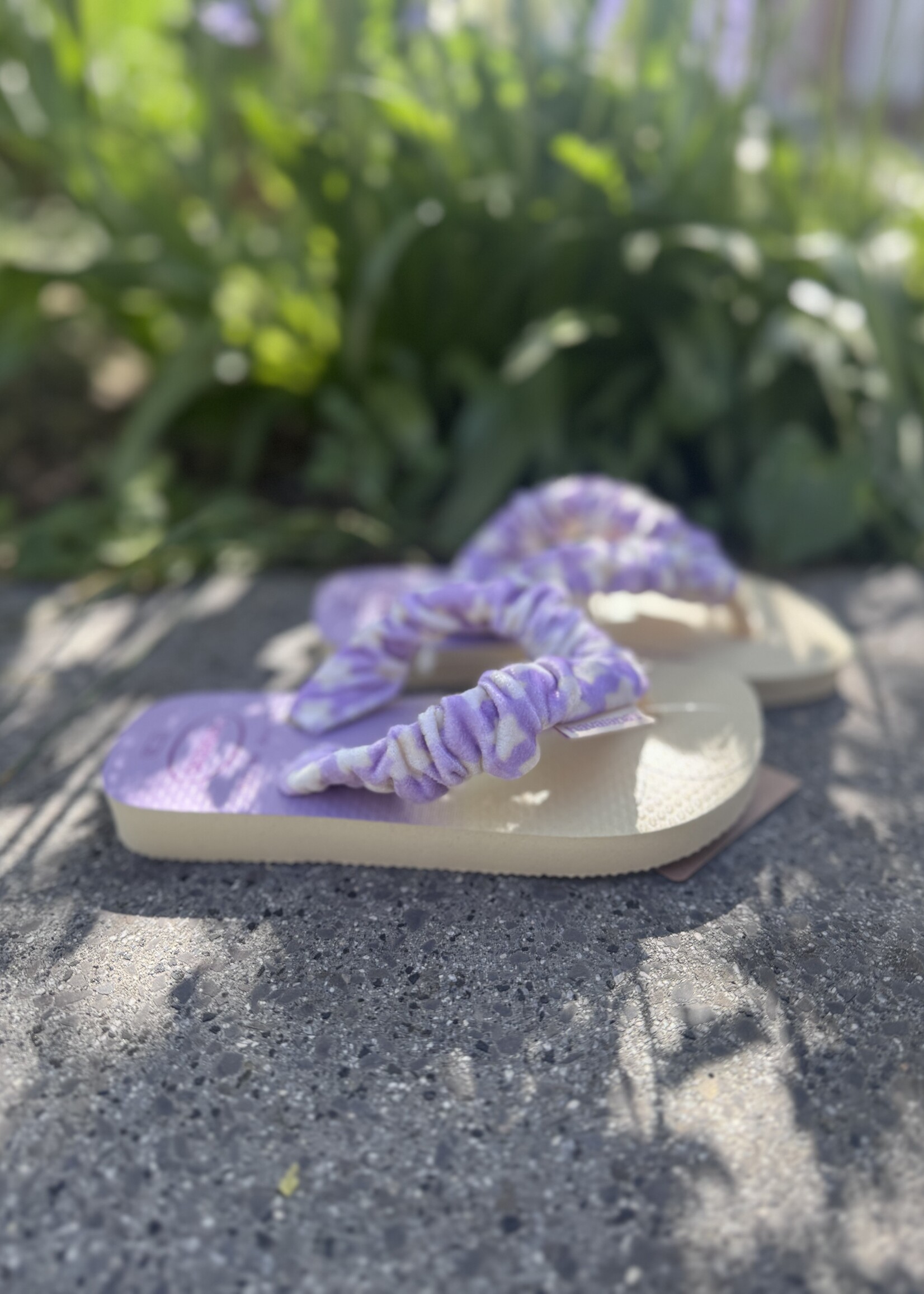 Havaianas  Fluffy buttercream
