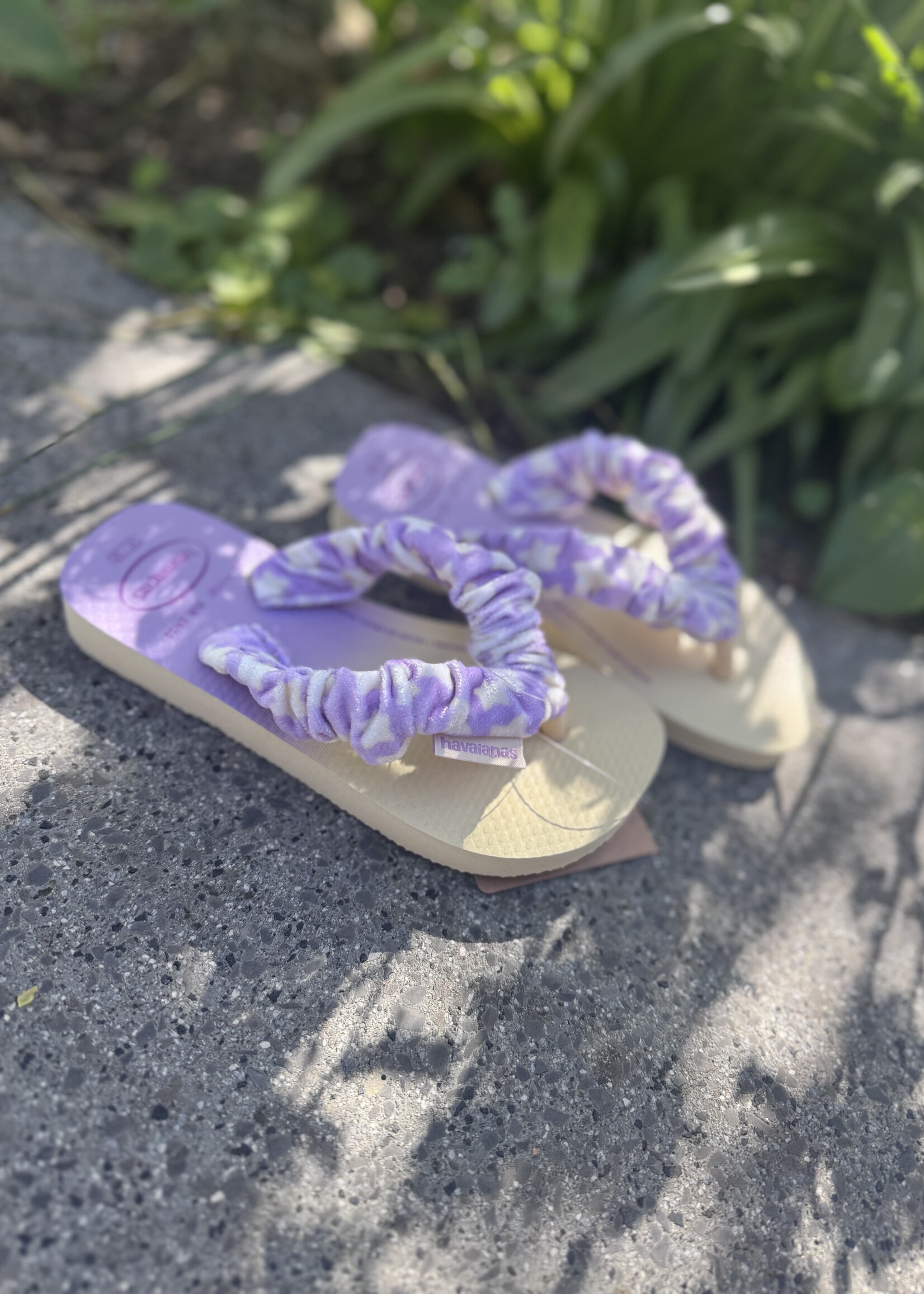 Havaianas  Fluffy buttercream