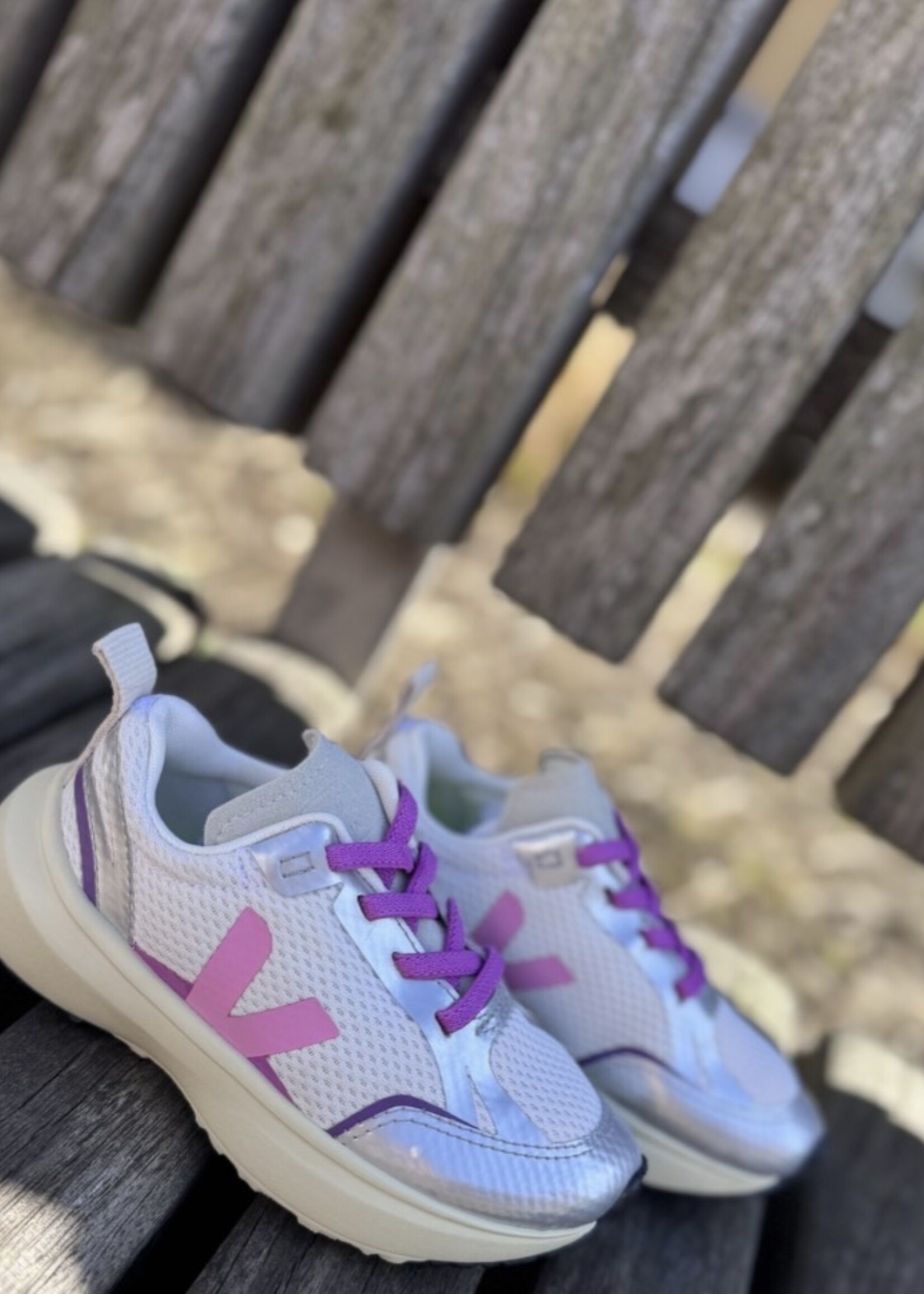 VEJA small canary alvmesh gravel malibu silver