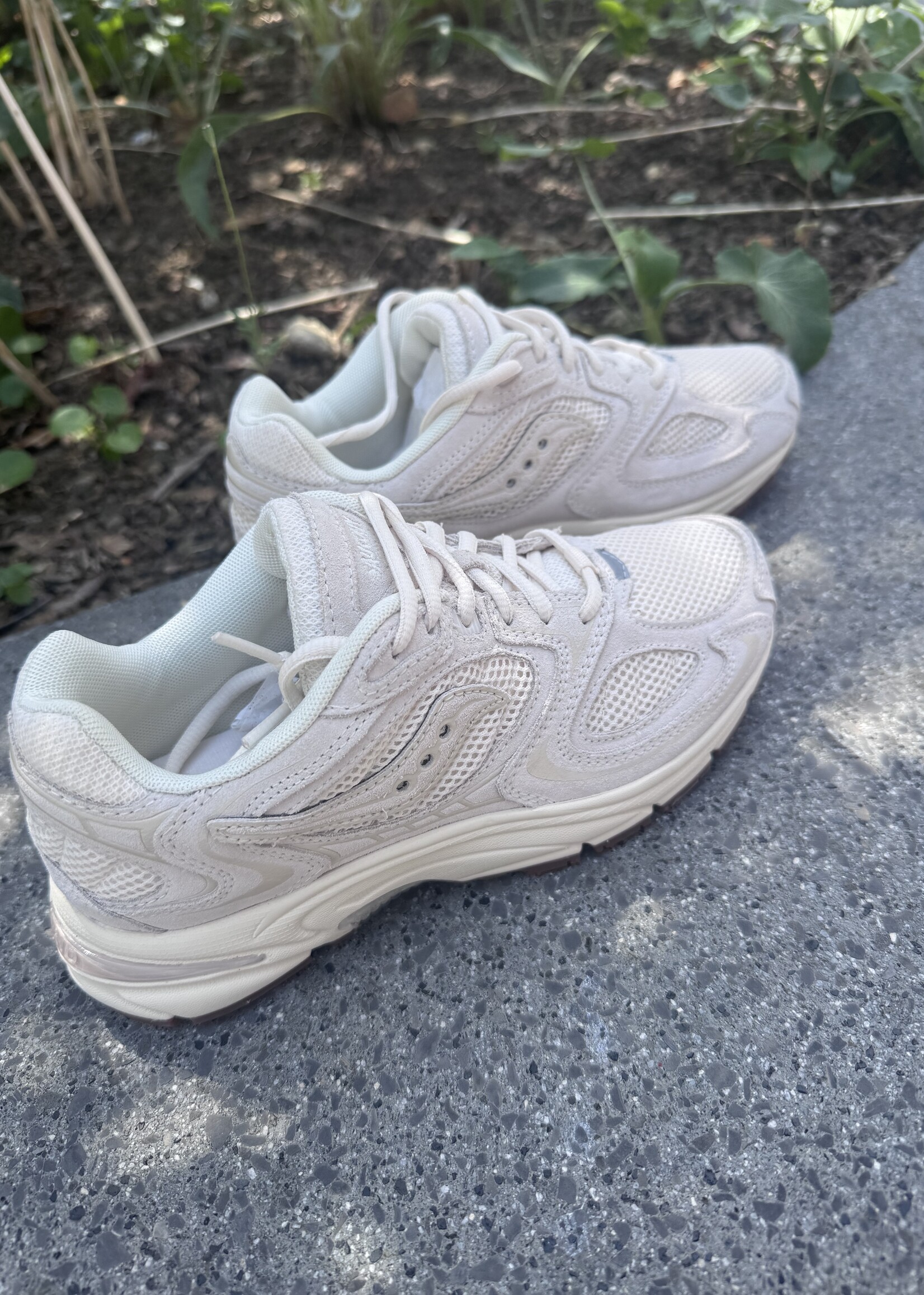 Saucony grid jazz 9 ivory
