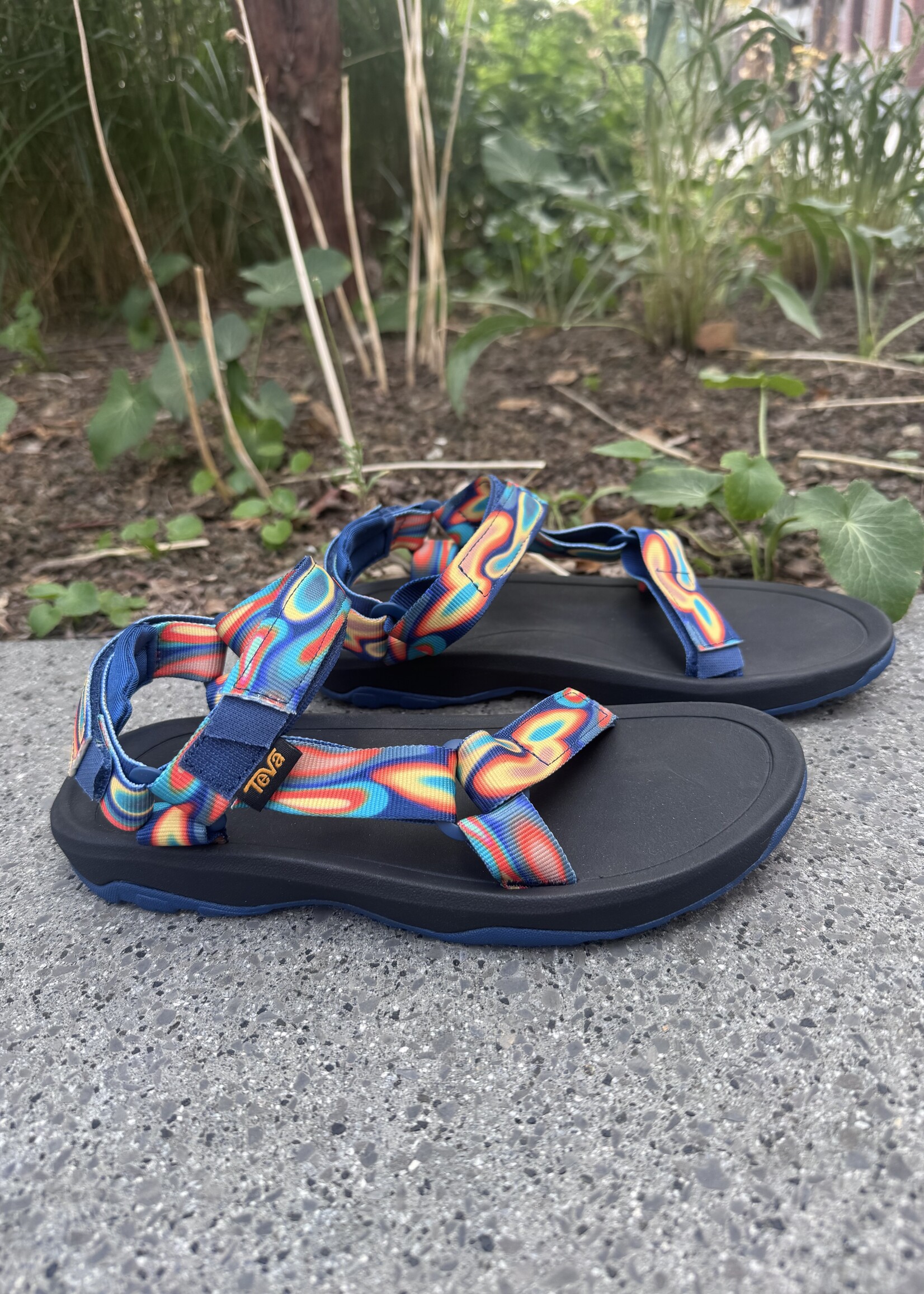 TEVA Teva hurricane xlt2 groovy galactic explore