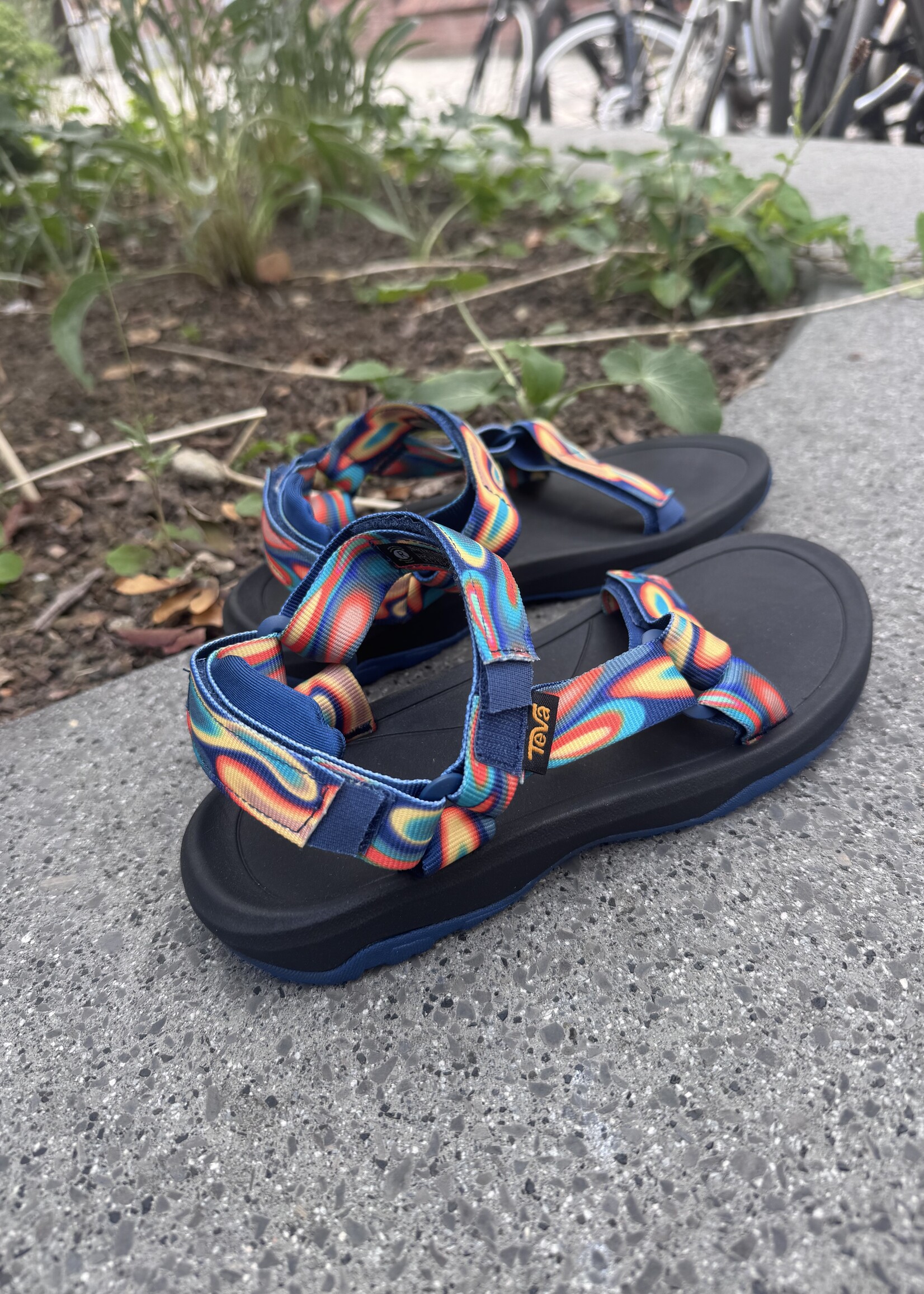 TEVA Teva hurricane xlt2 groovy galactic explore