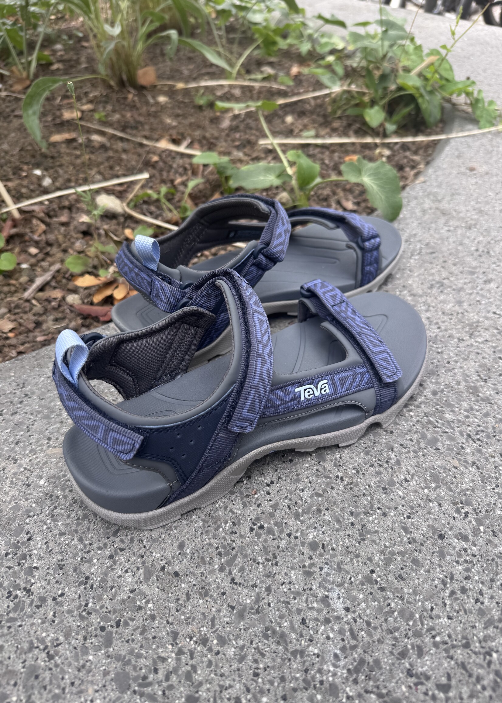 TEVA Tanza griffith total eclipse