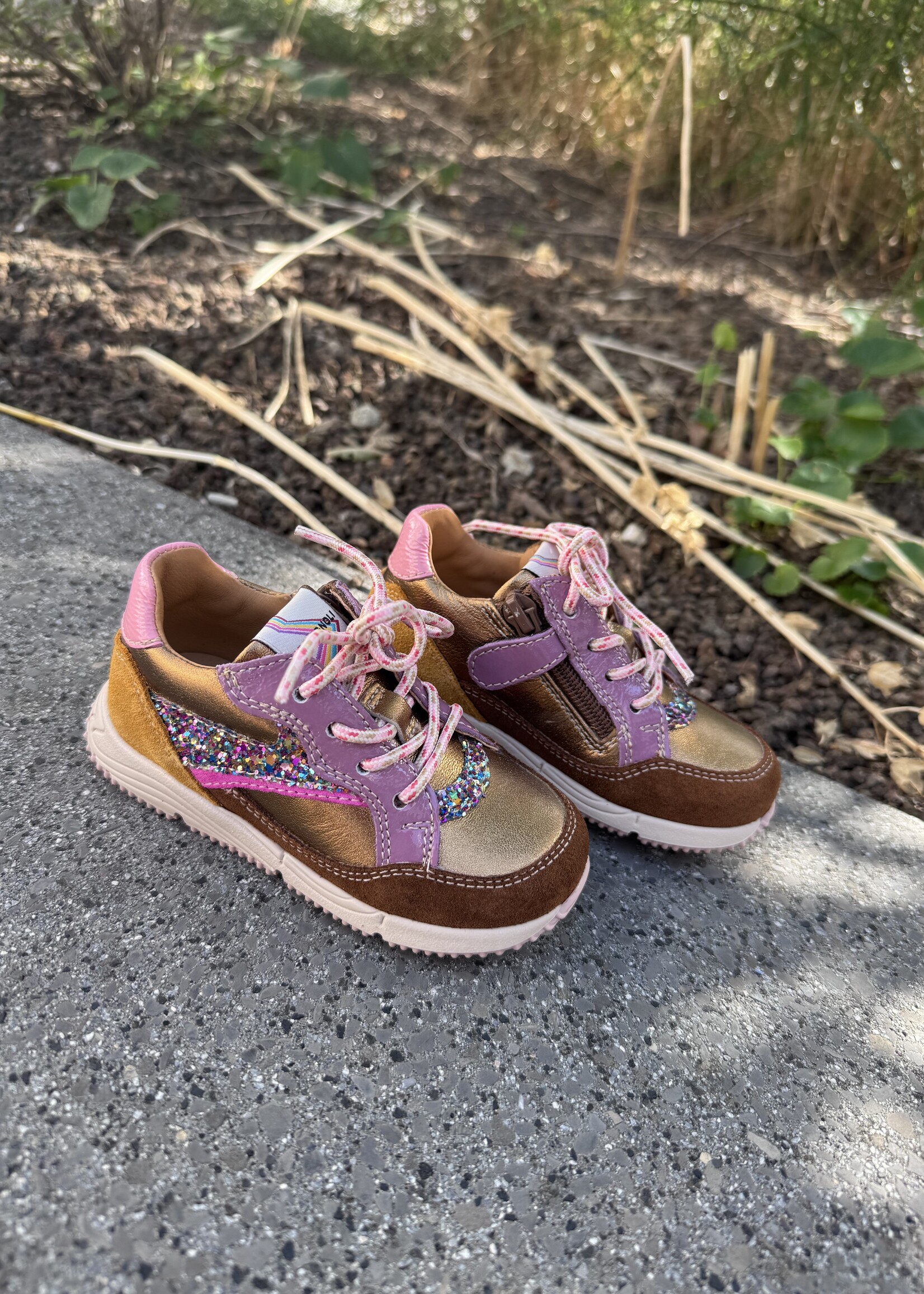 Romagnoli 9099R238 sneaker laminato cuoio lila