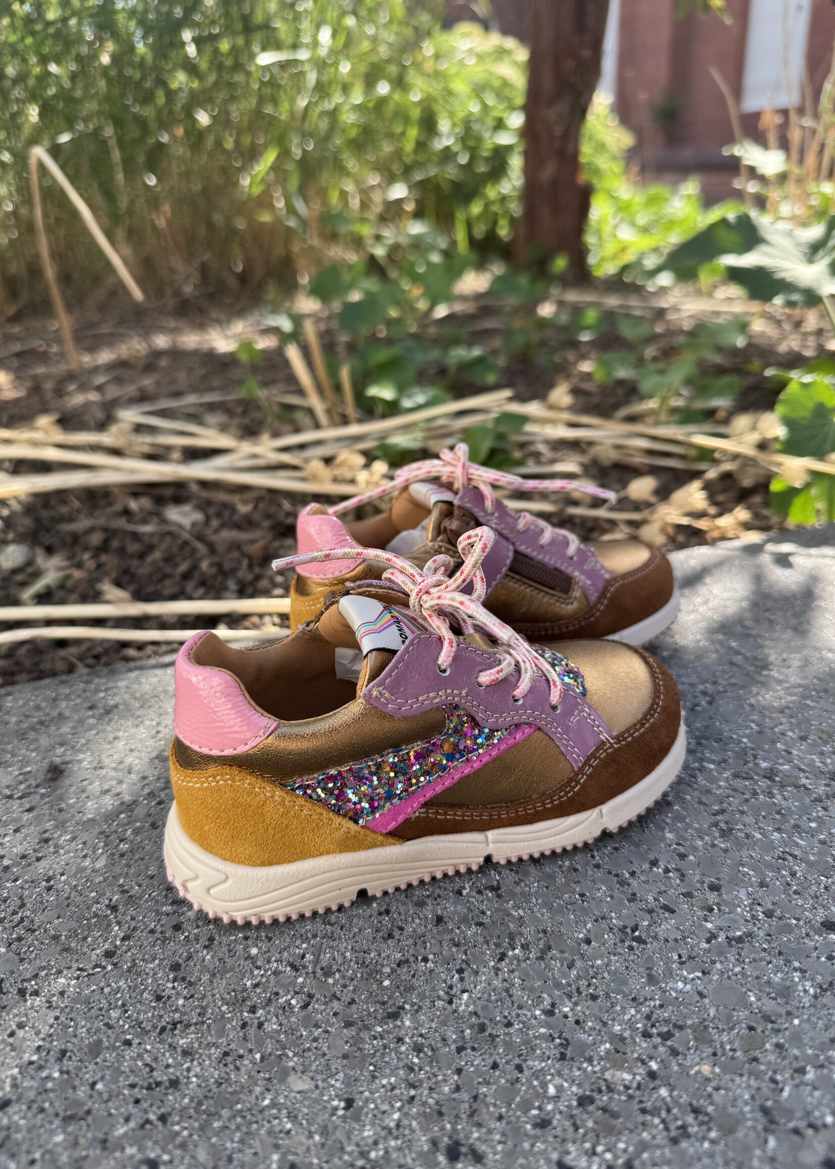 Romagnoli 9099R238 sneaker laminato cuoio lila
