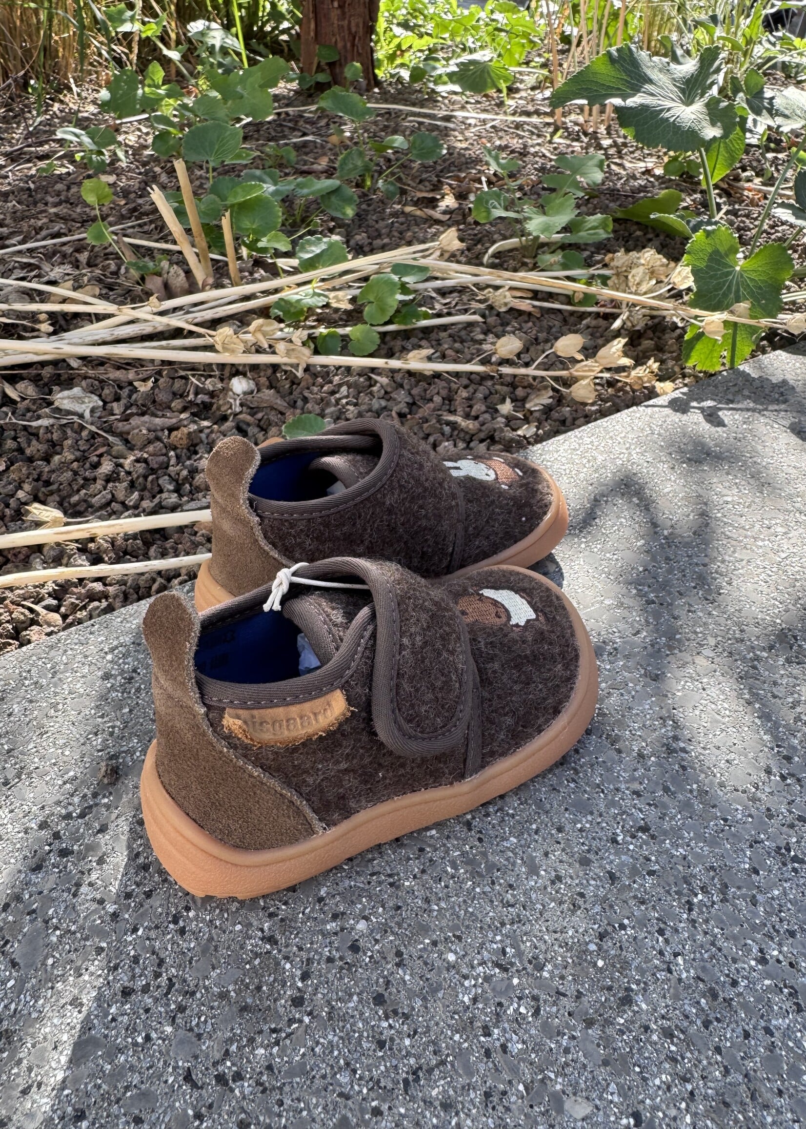 Bisgaard 14101 miffy x bisgaard barefoot basic dark brown