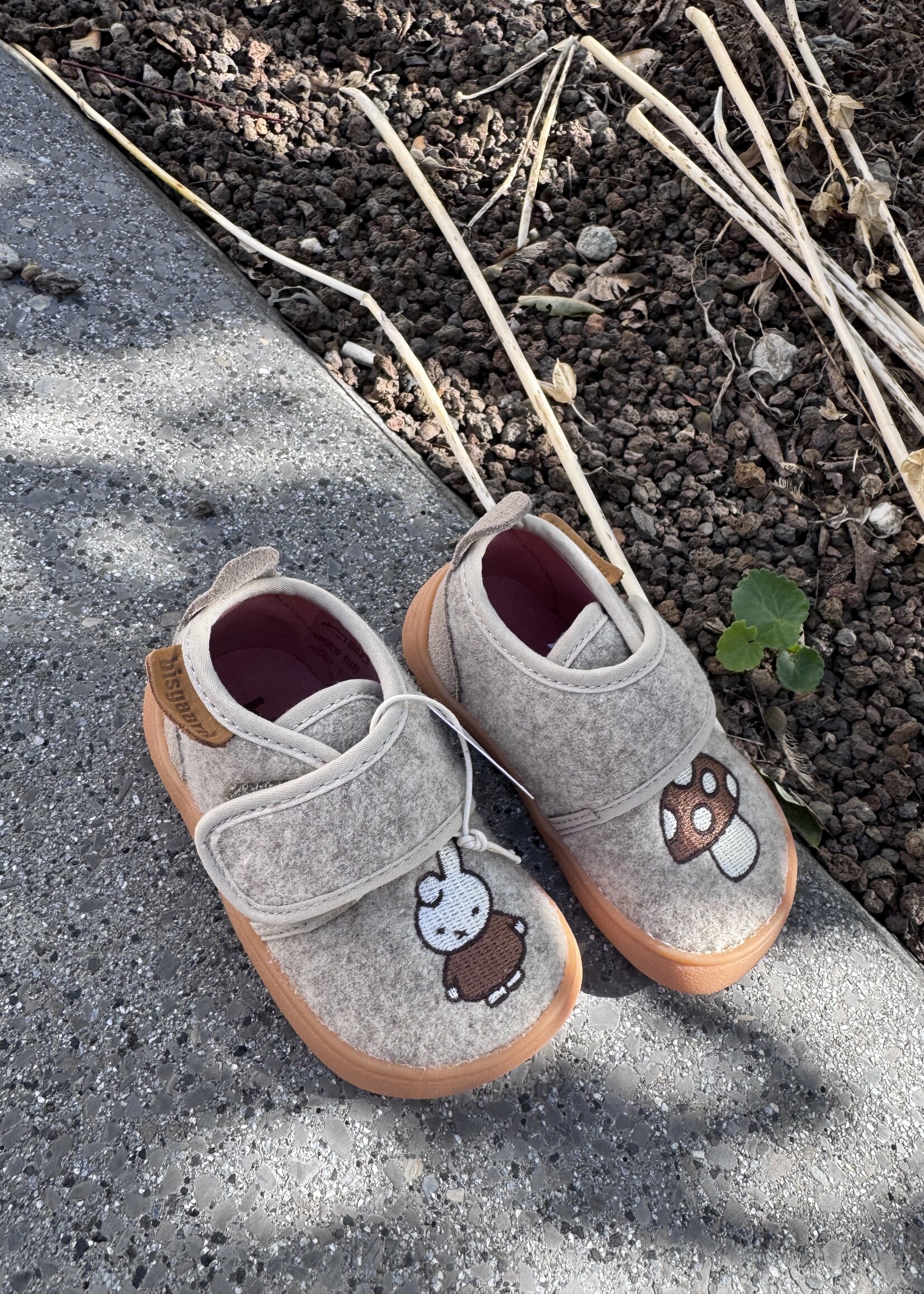 Bisgaard 14101 miffy x bisgaard barefoot basic sand