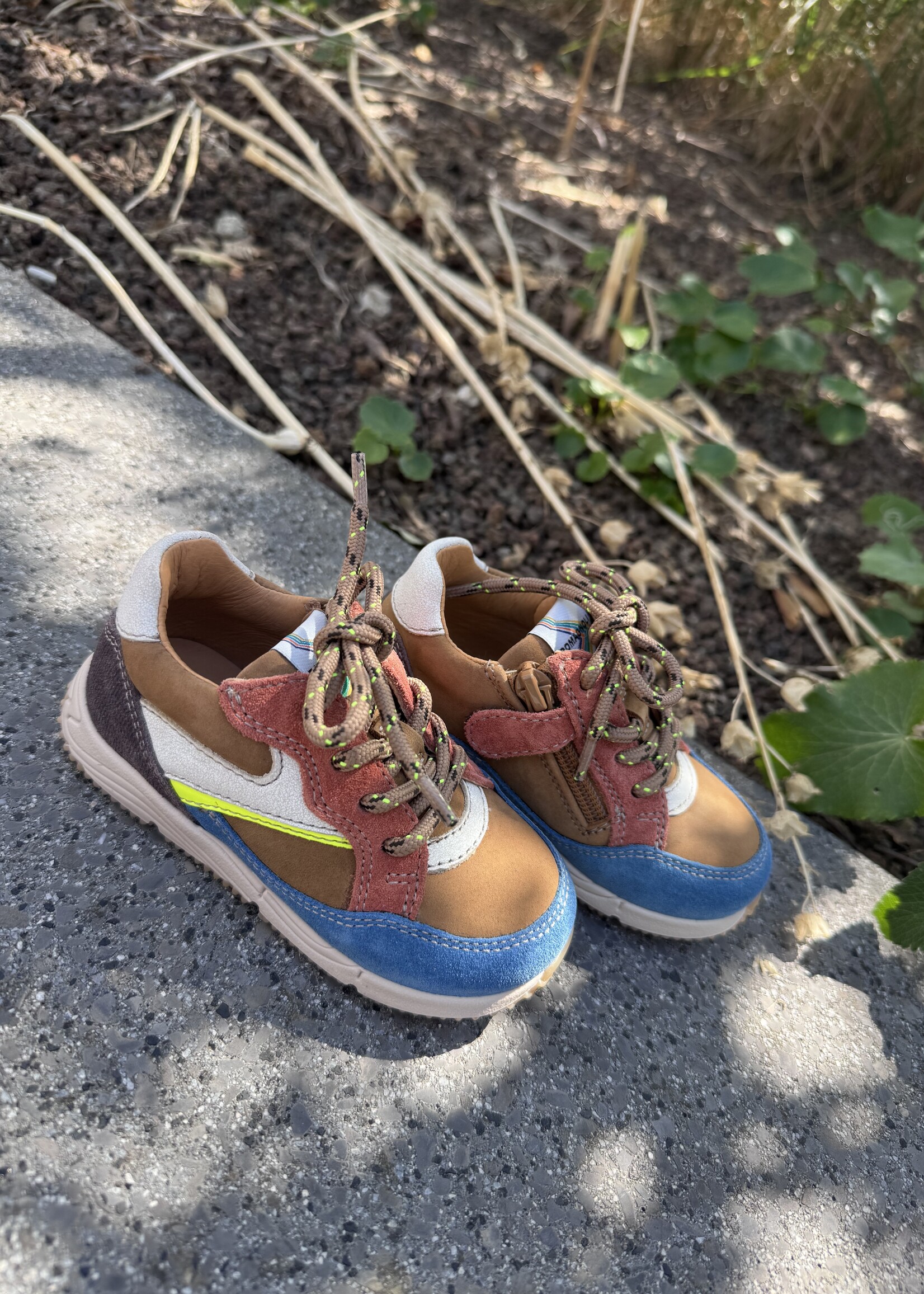 Romagnoli 9099R038 sneaker cognac bruin blauw