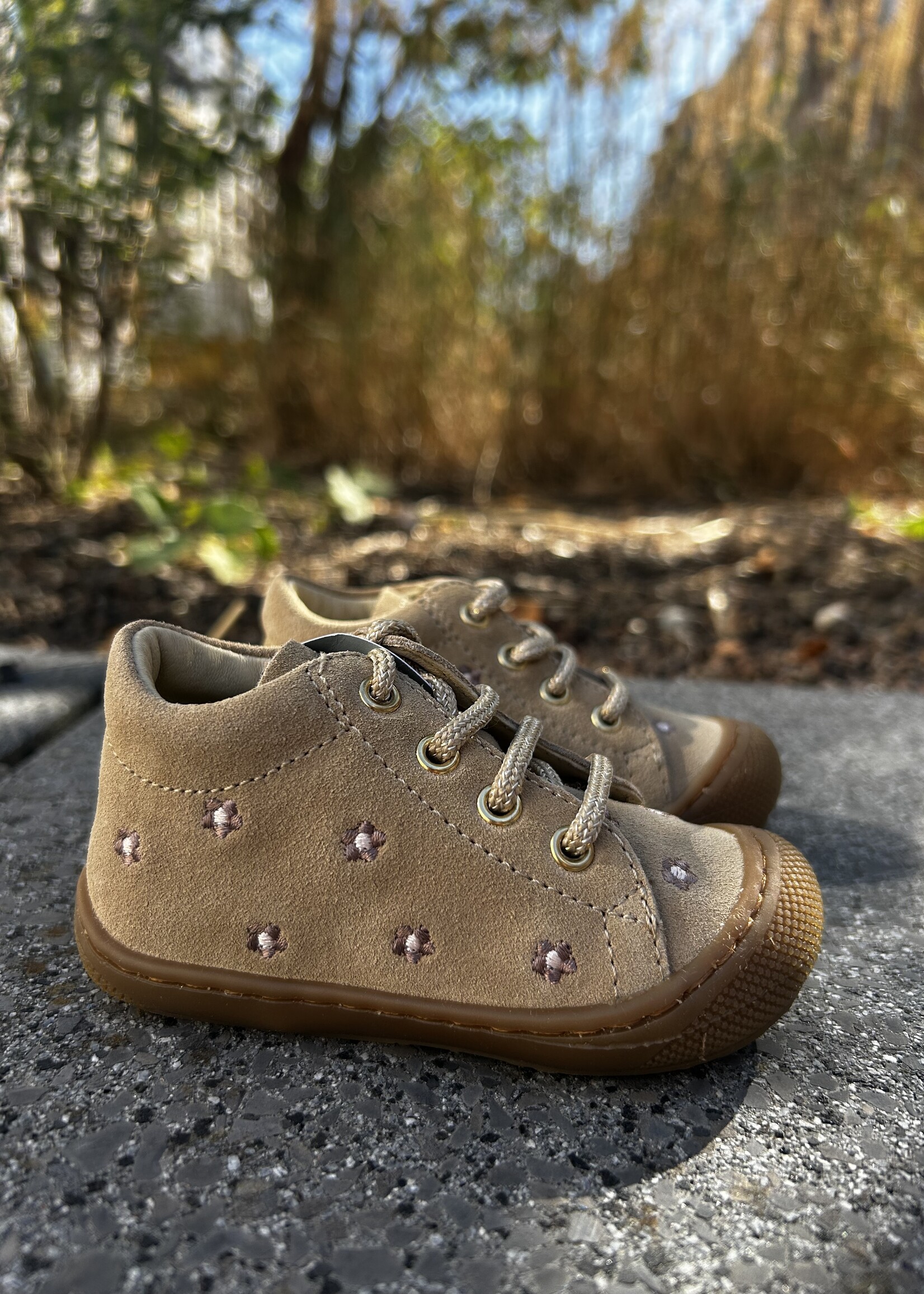 Naturino cocoon embr dai suede sand phard