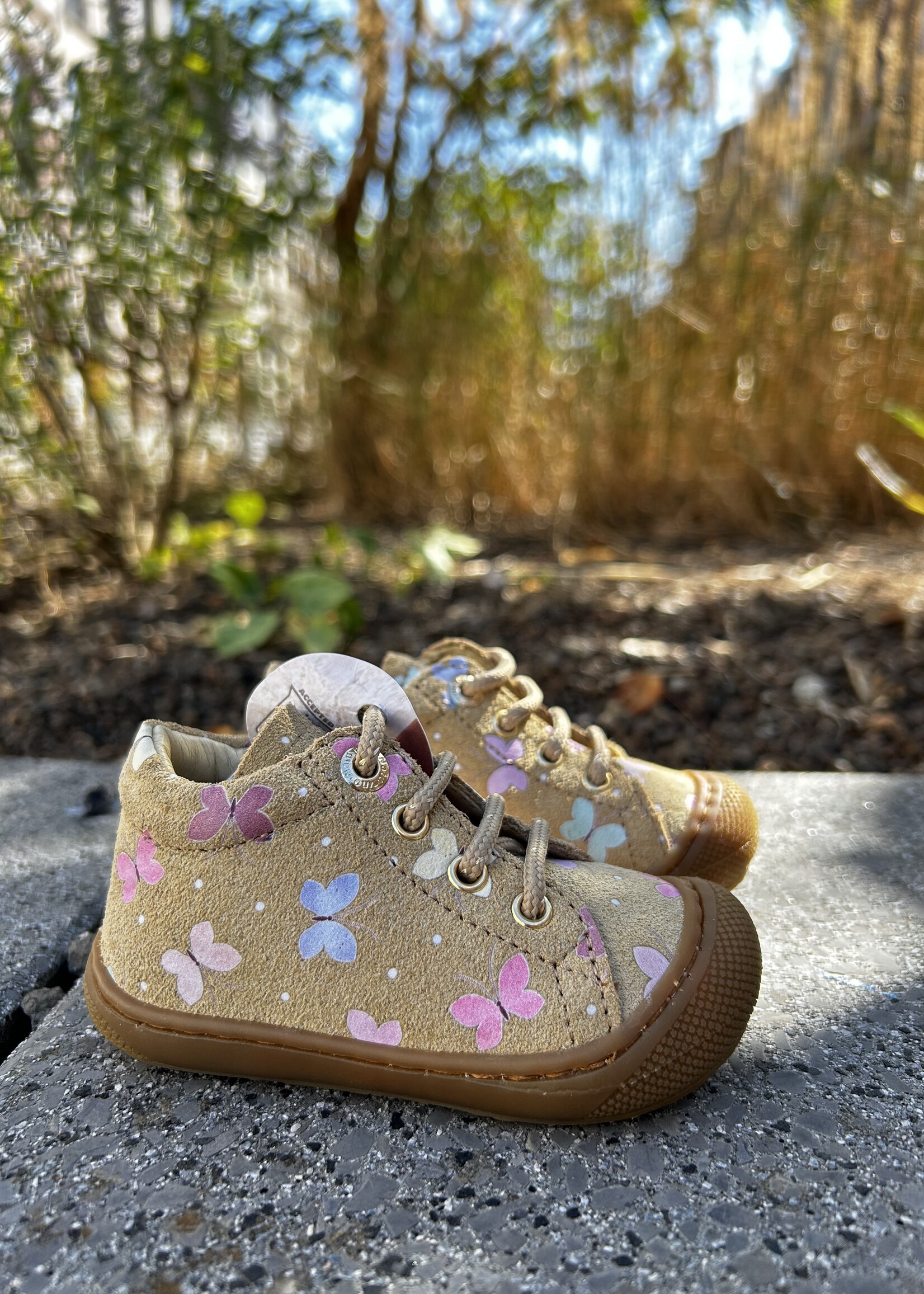 Naturino cocoon suede flying watercolor sand
