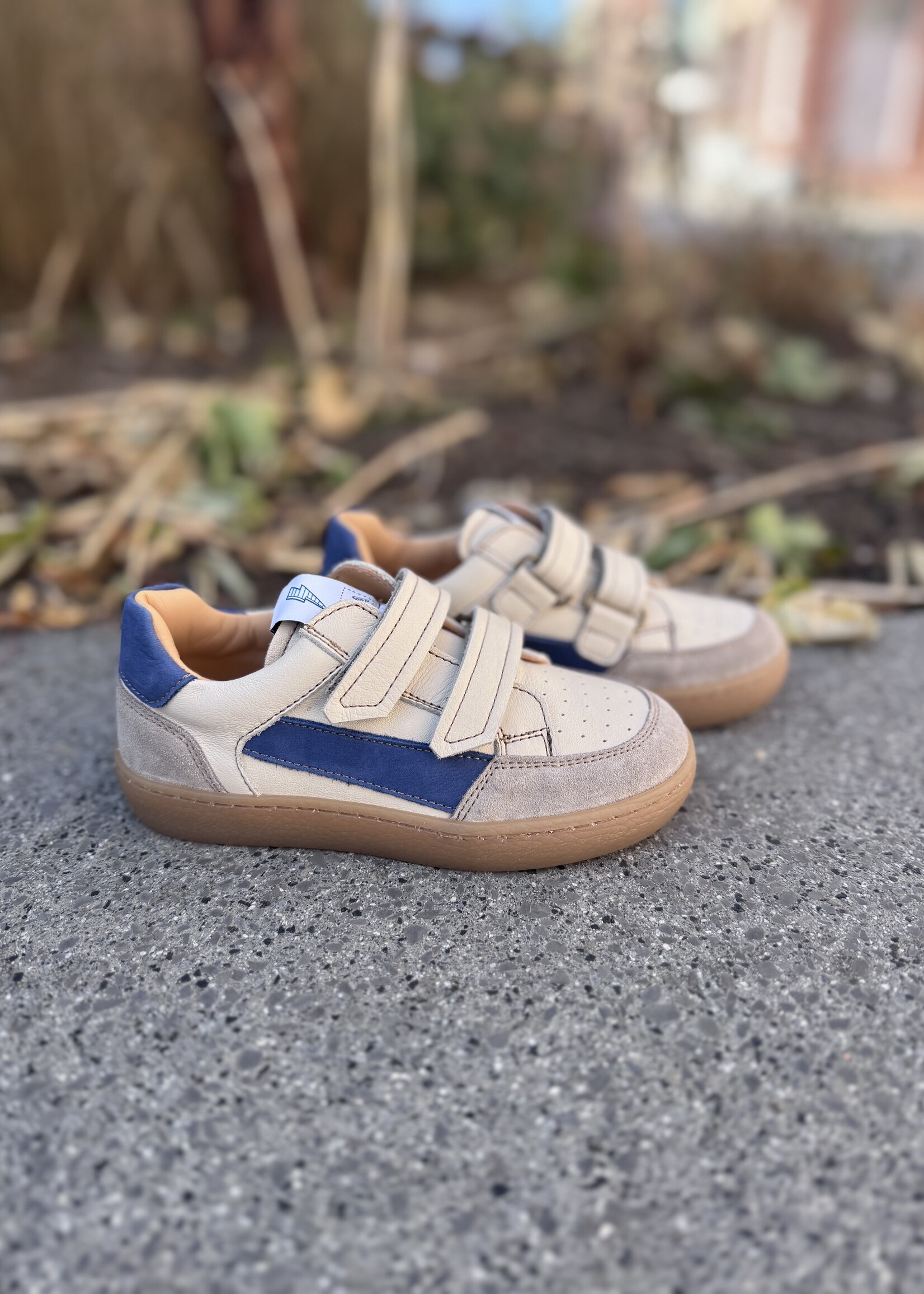 Ocra 975 suede portogallo smog mousse milk