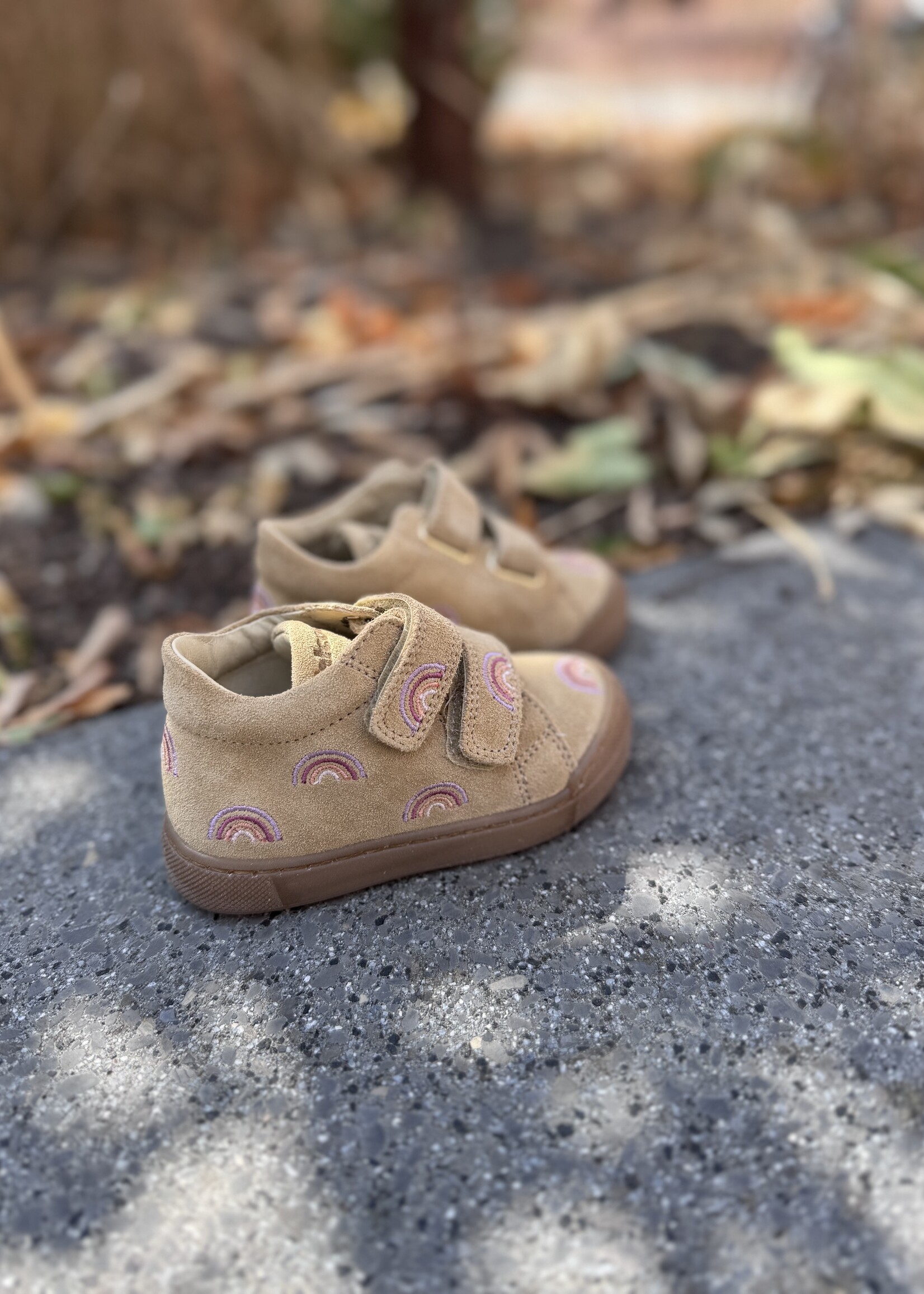 Falcotto  snopes embr rainbow suede sand