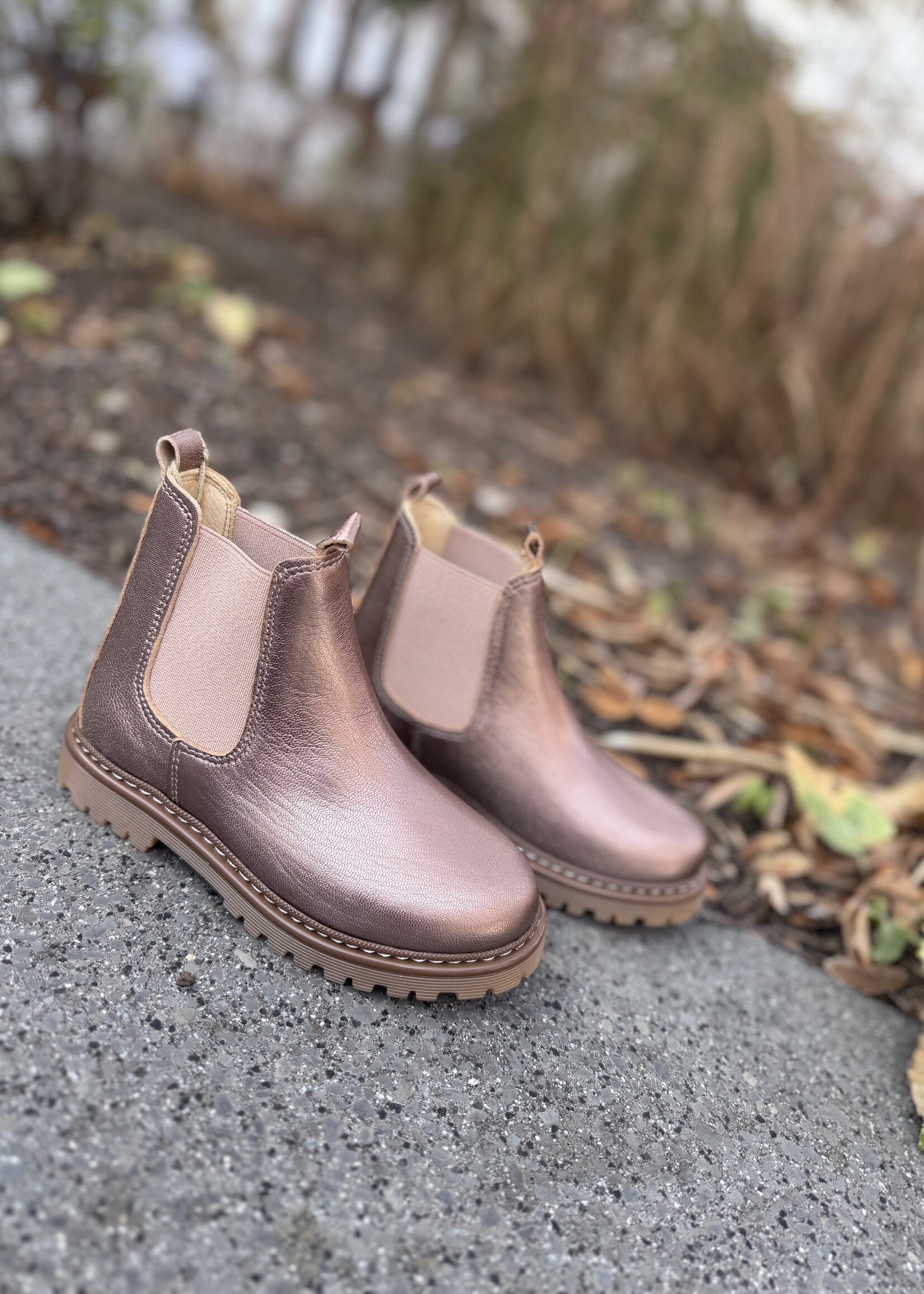 Angulus 2192-401 chunky chelsea boot rose copper