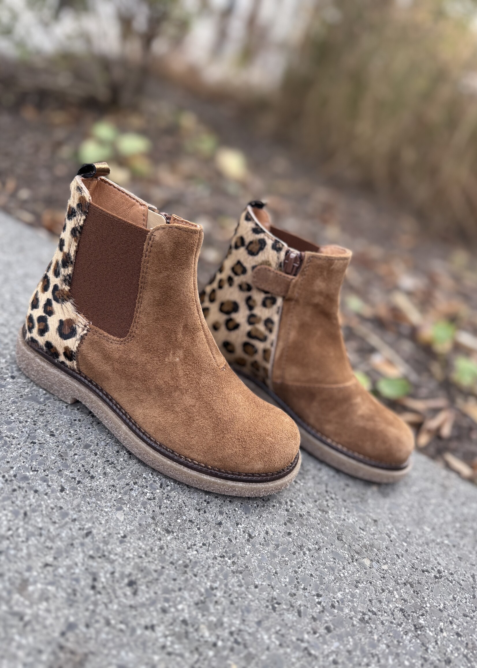 Romagnoli 9624R138 enkellaarsje velour greasy cuoio