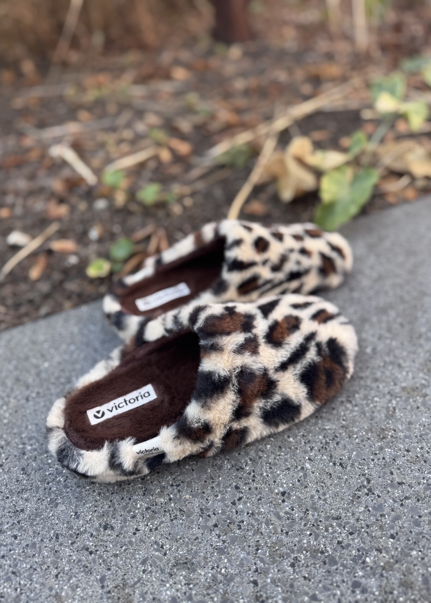 Victoria pantoffel 1081126 norte animal print crema