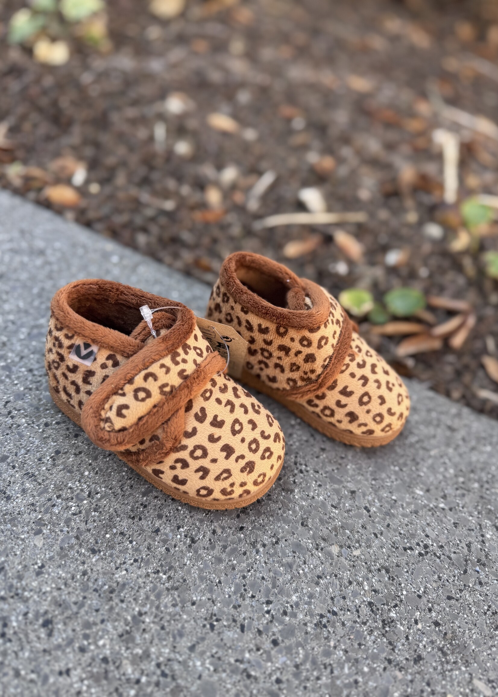 Victoria 1051149 pantoffel casa animal print camel