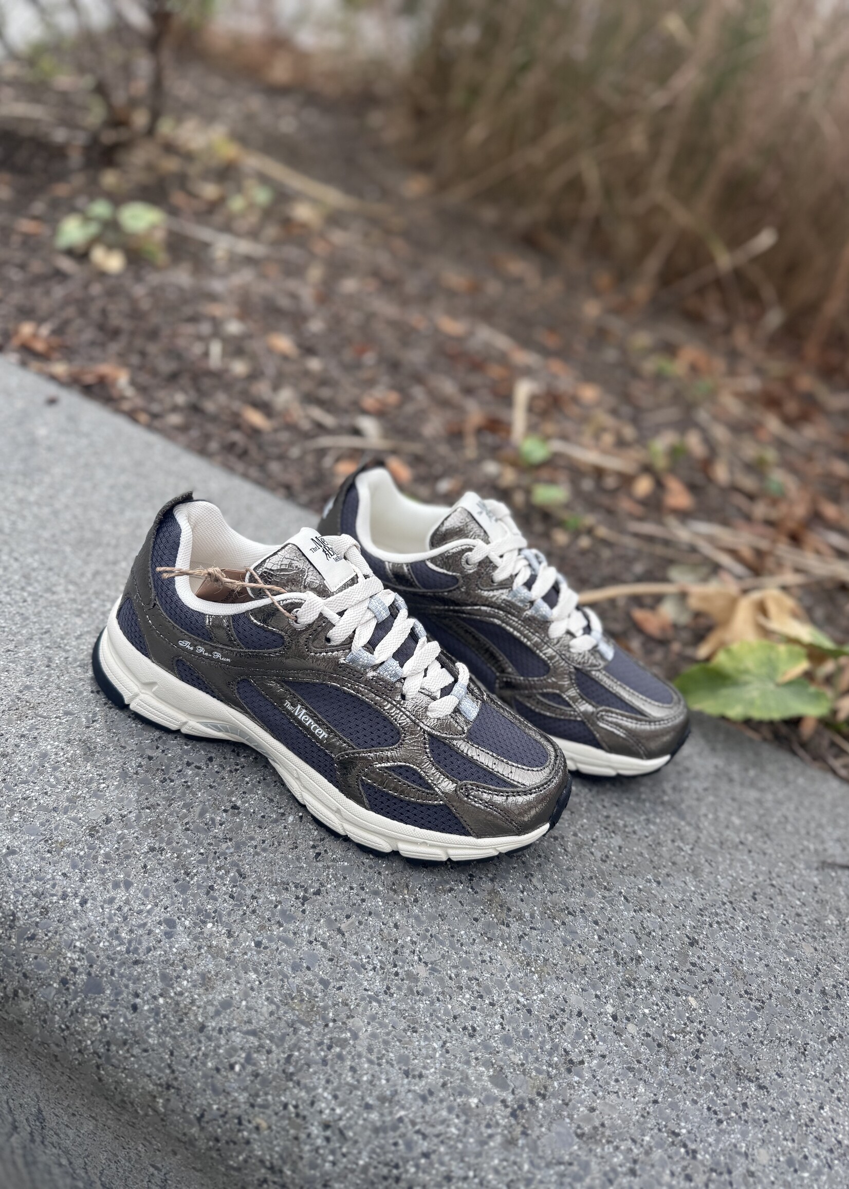 Mercer Re-Run cracked army green