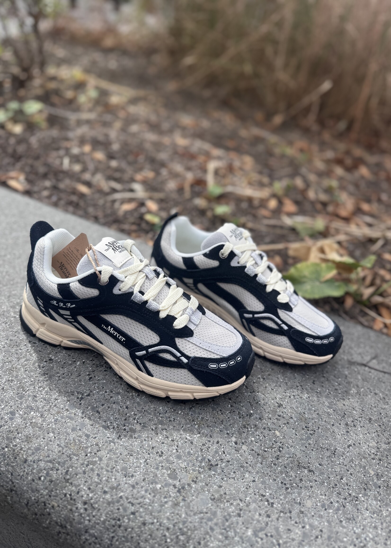 Mercer Re-Run vintage antracite