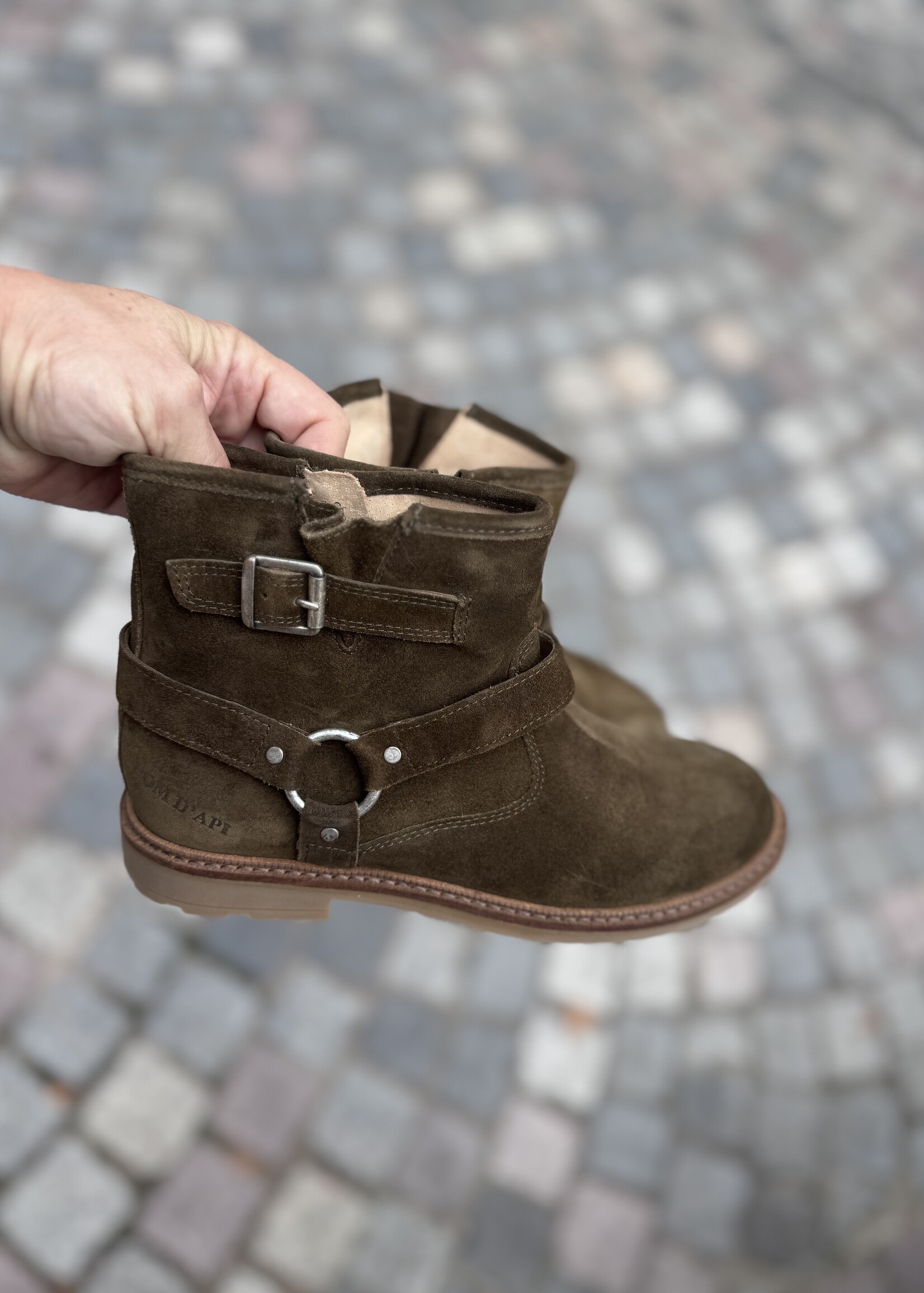 Pom d'api  sister boots austin velours militaire