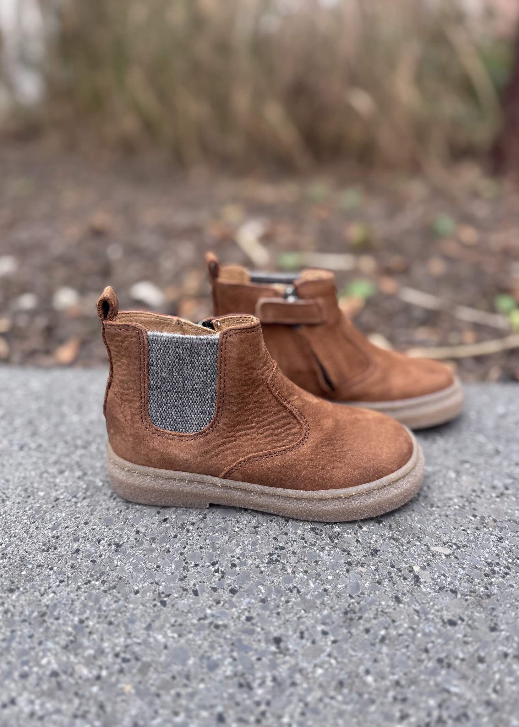 Pom d'api trix jod zip nubuck graine cognac