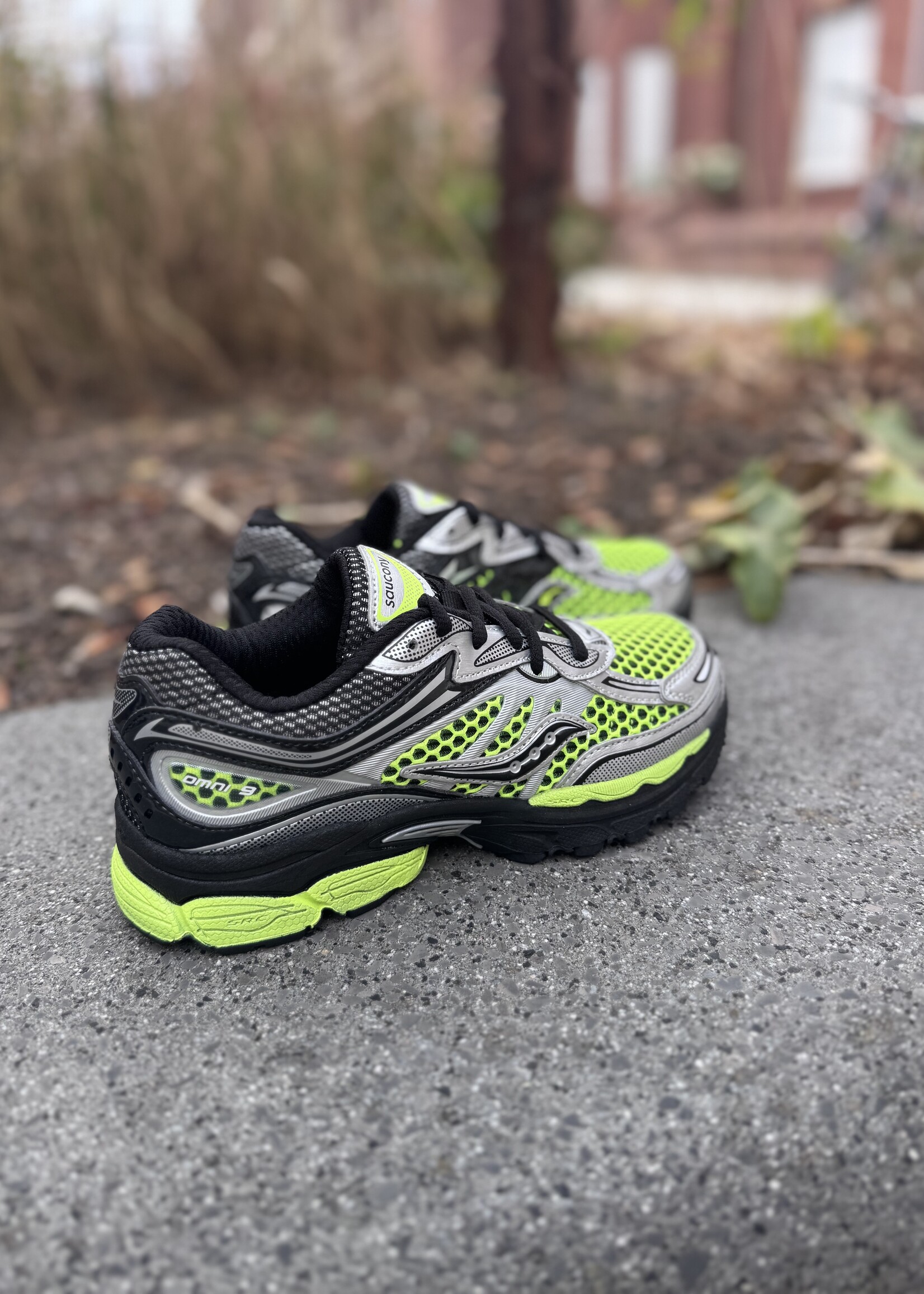 Saucony Omni 9 lime black