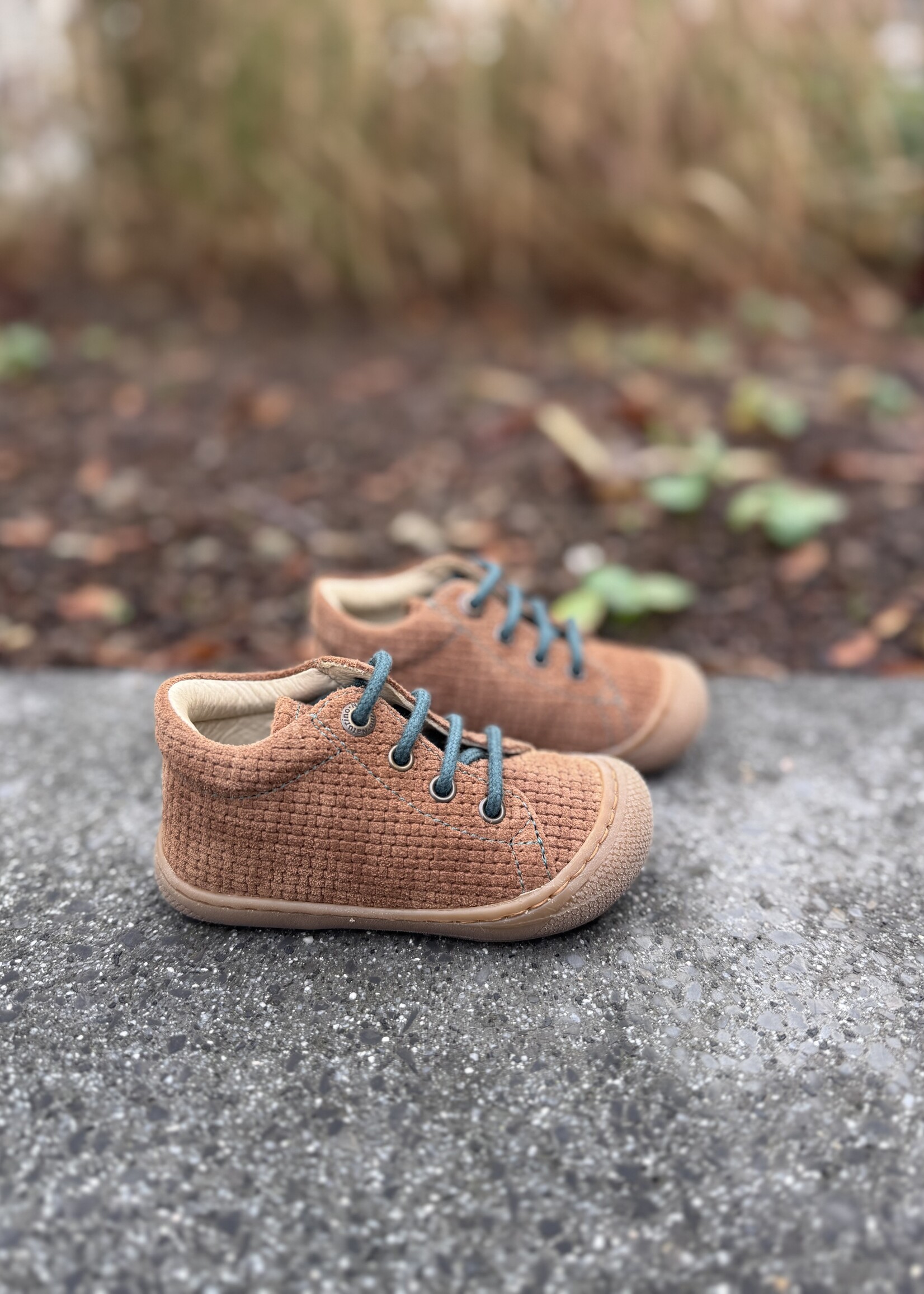 Naturino cocoon suede woven brown green bottle