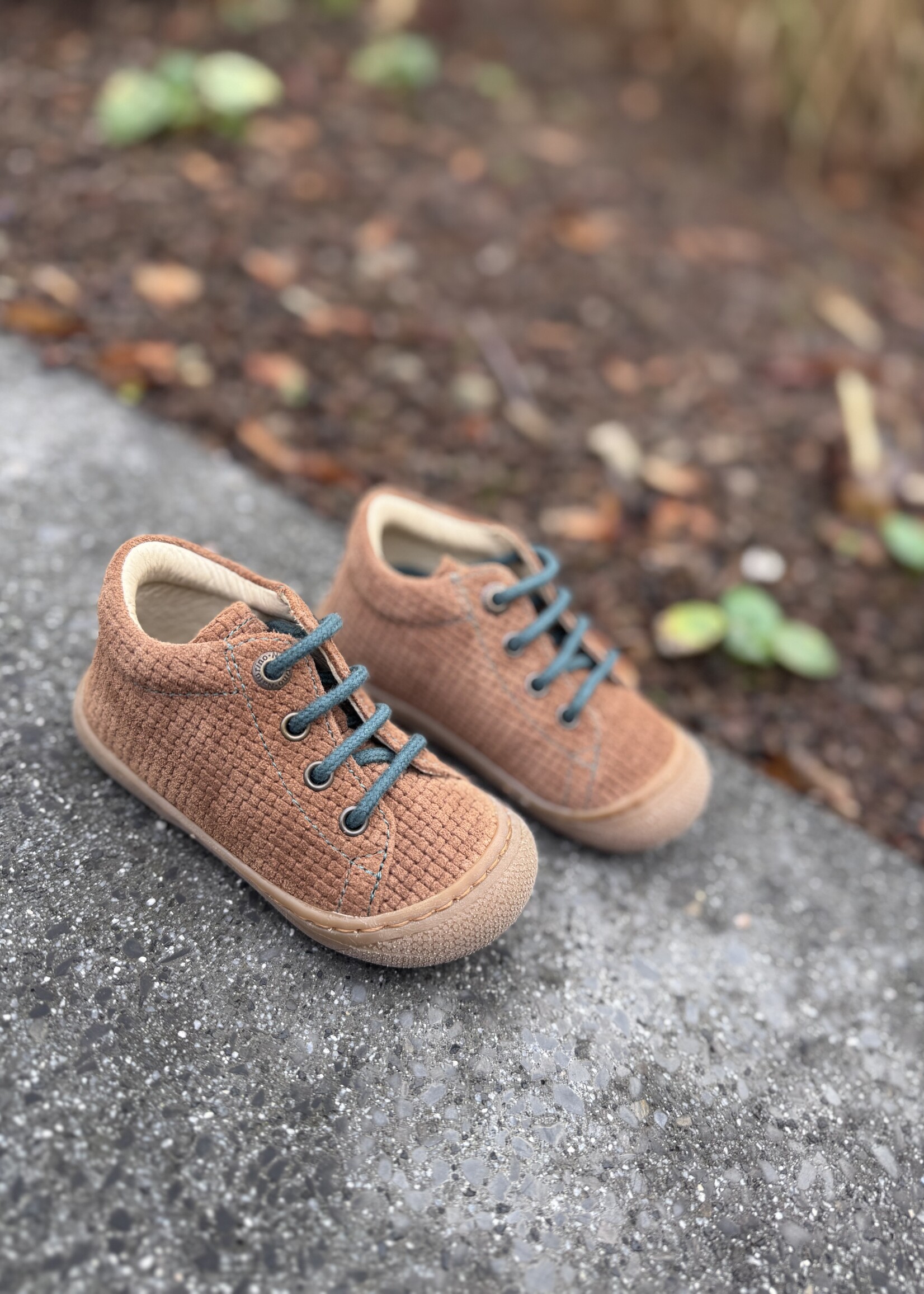 Naturino cocoon suede woven brown green bottle