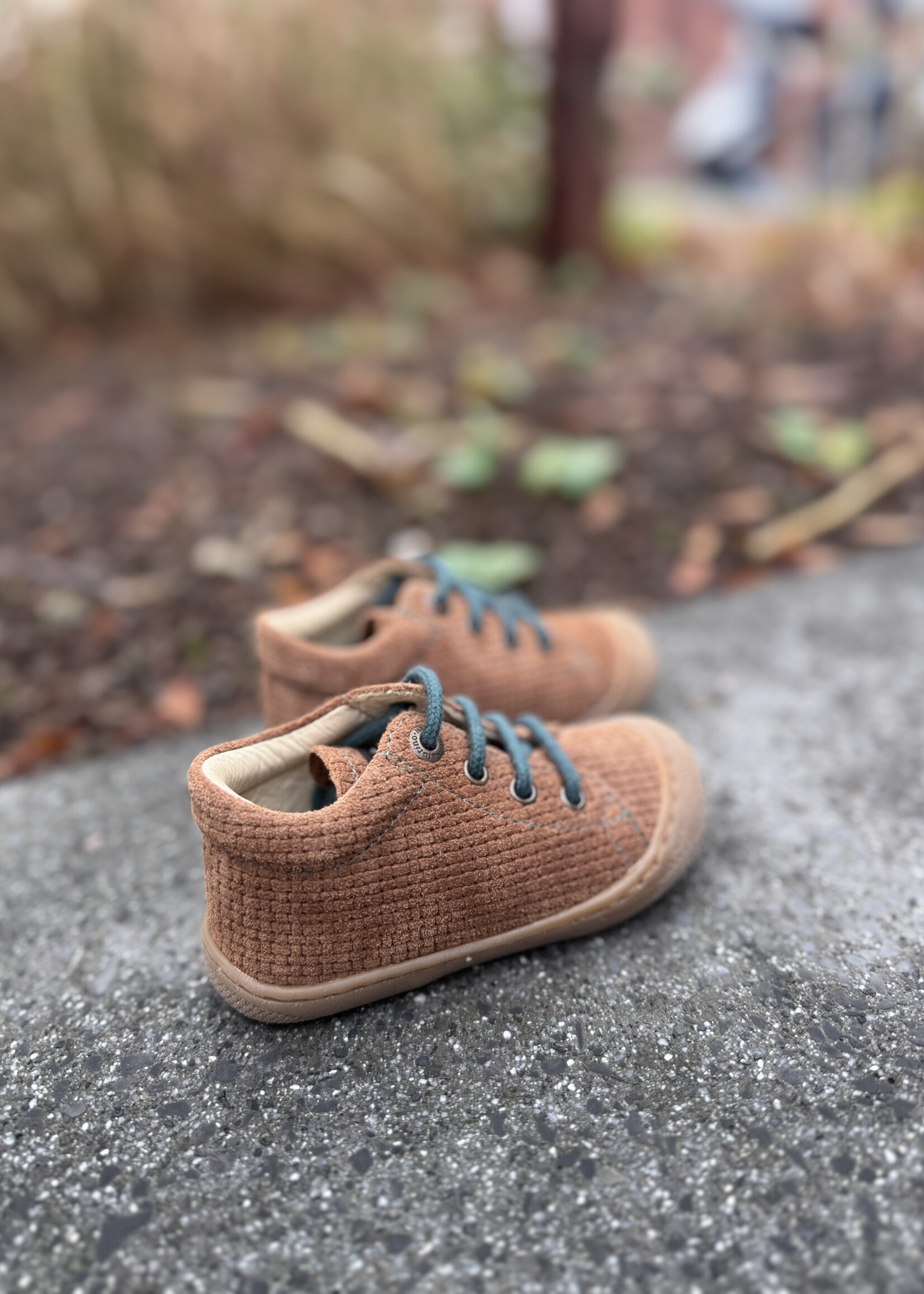 Naturino cocoon suede woven brown green bottle
