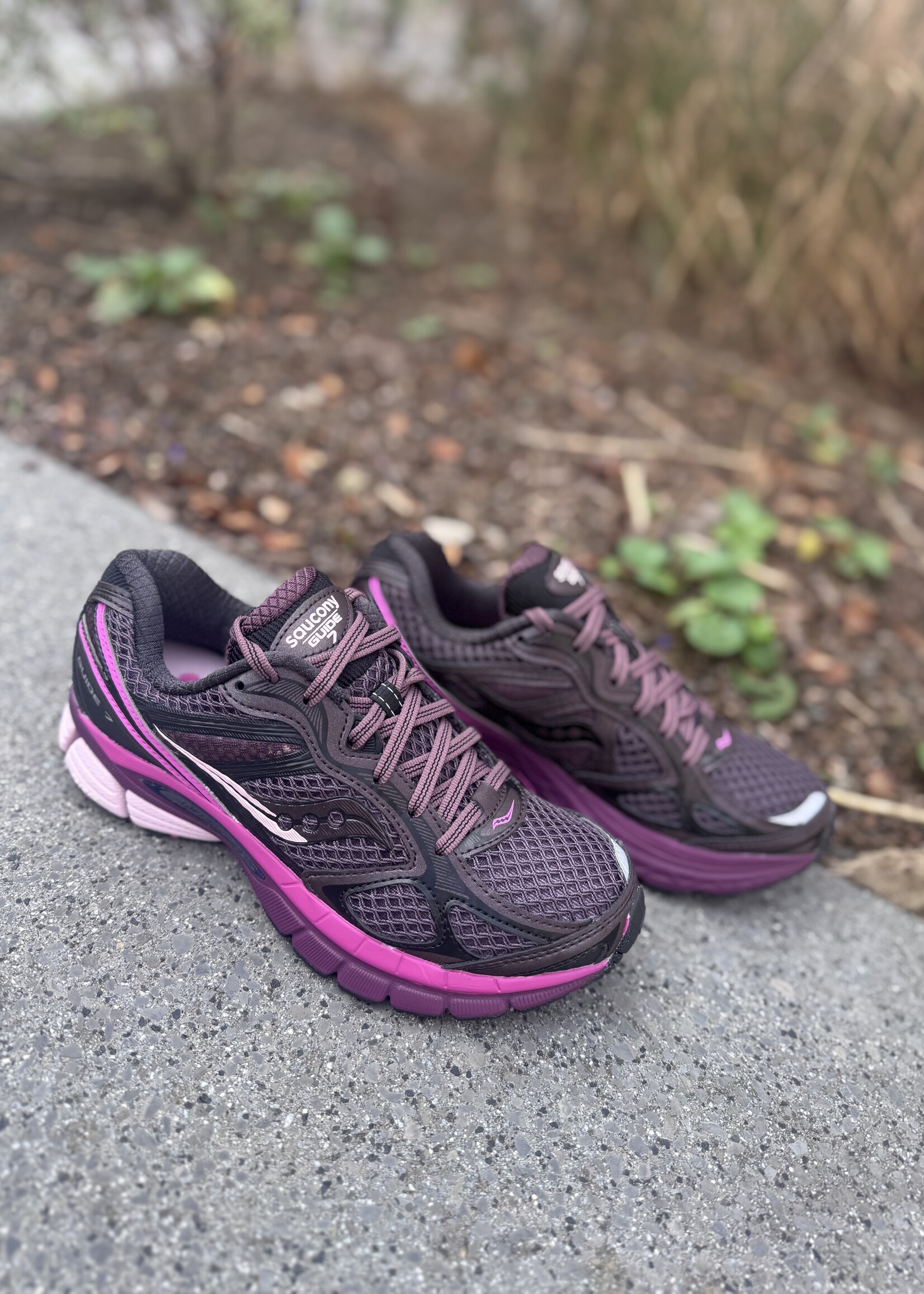 Saucony Lprogrid guide 7 syrup/mulberry