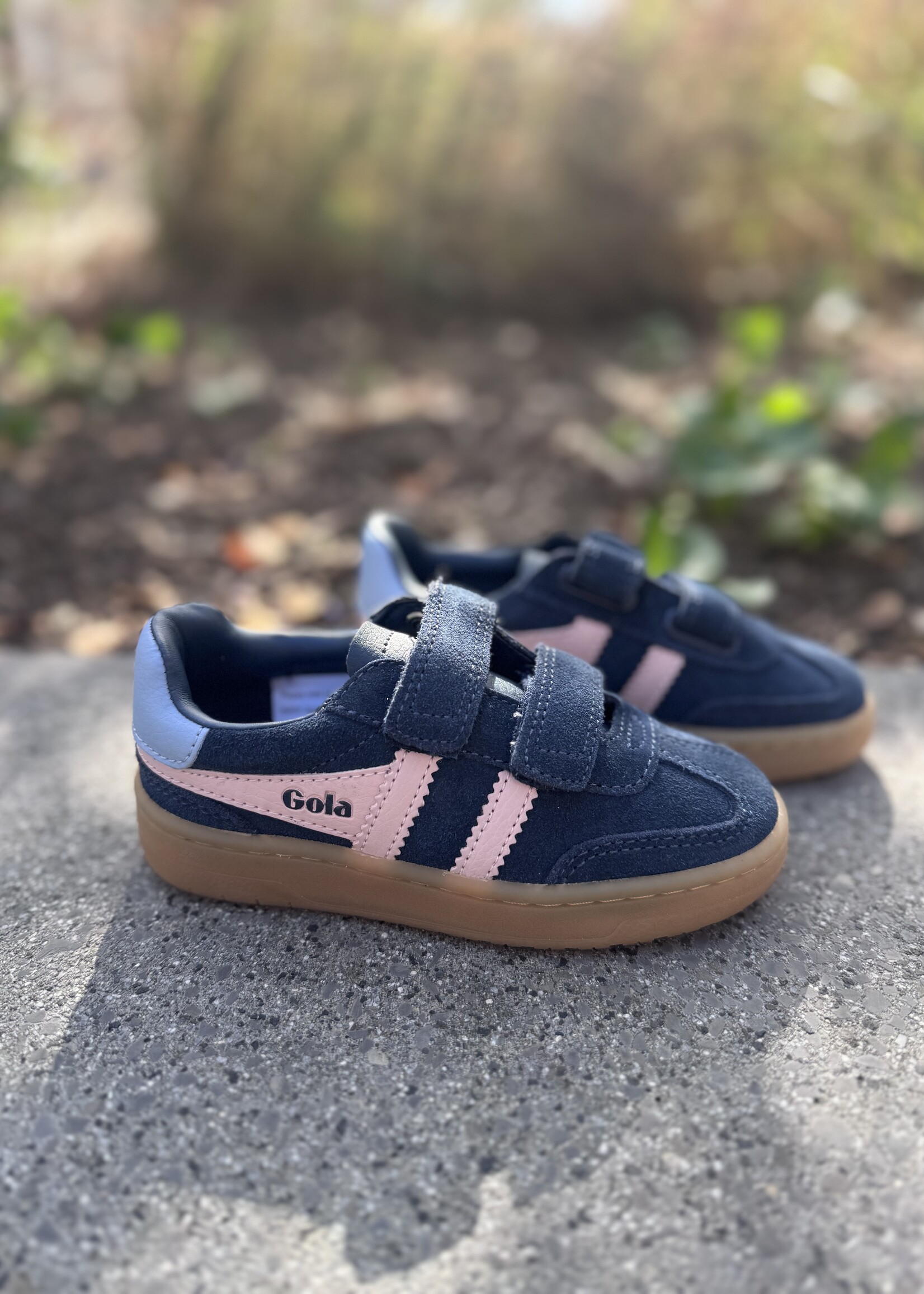 Gola Viper strap trainer navy/chalk pink air gum