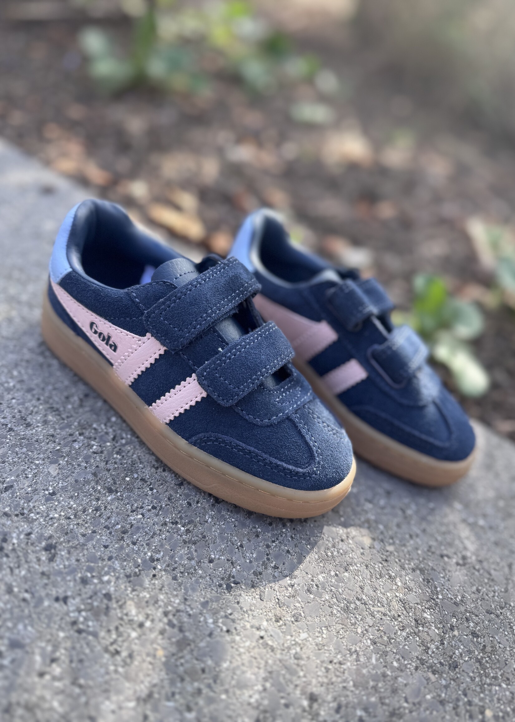 Gola Viper strap trainer navy/chalk pink air gum