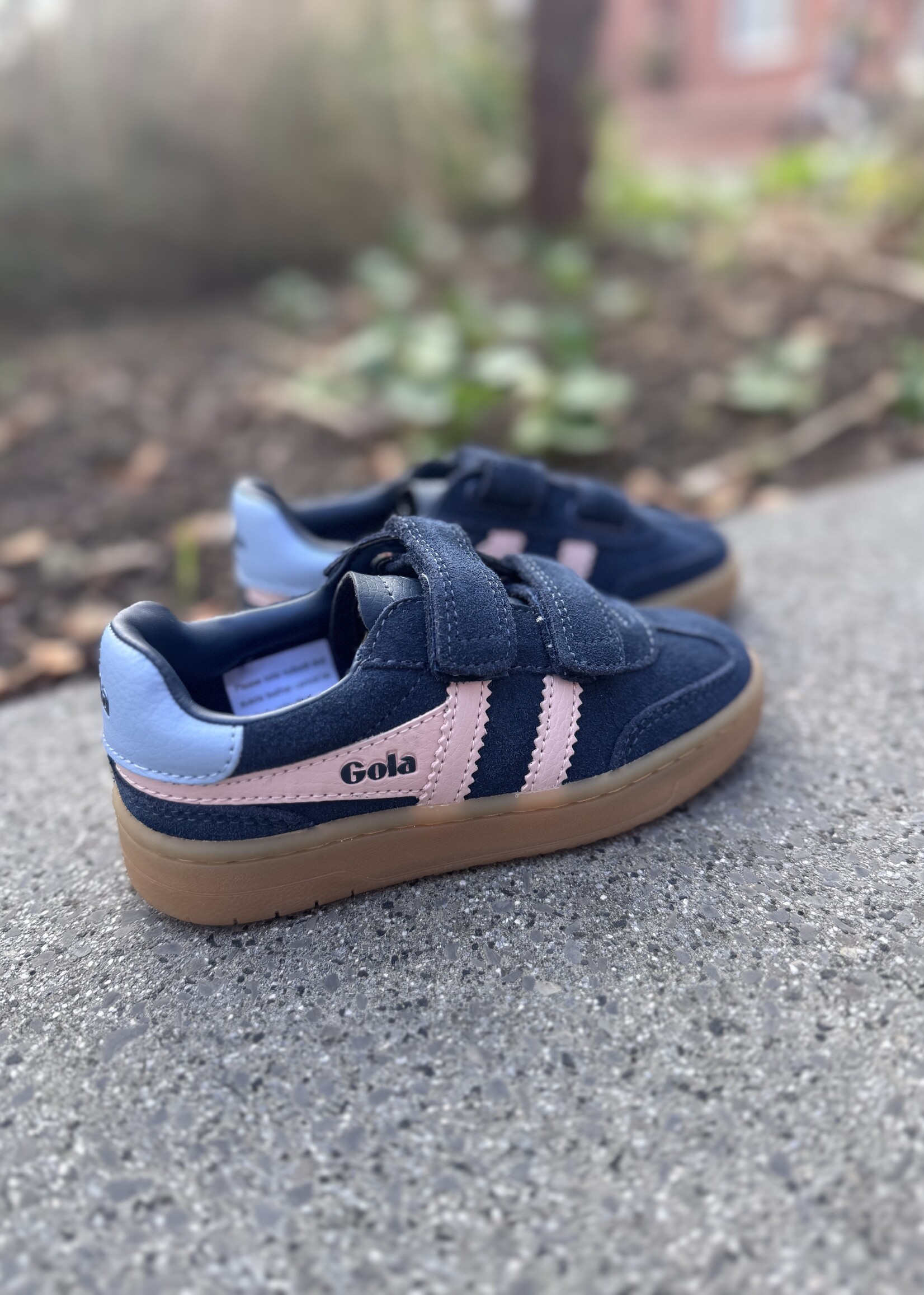 Gola Viper strap trainer navy/chalk pink air gum