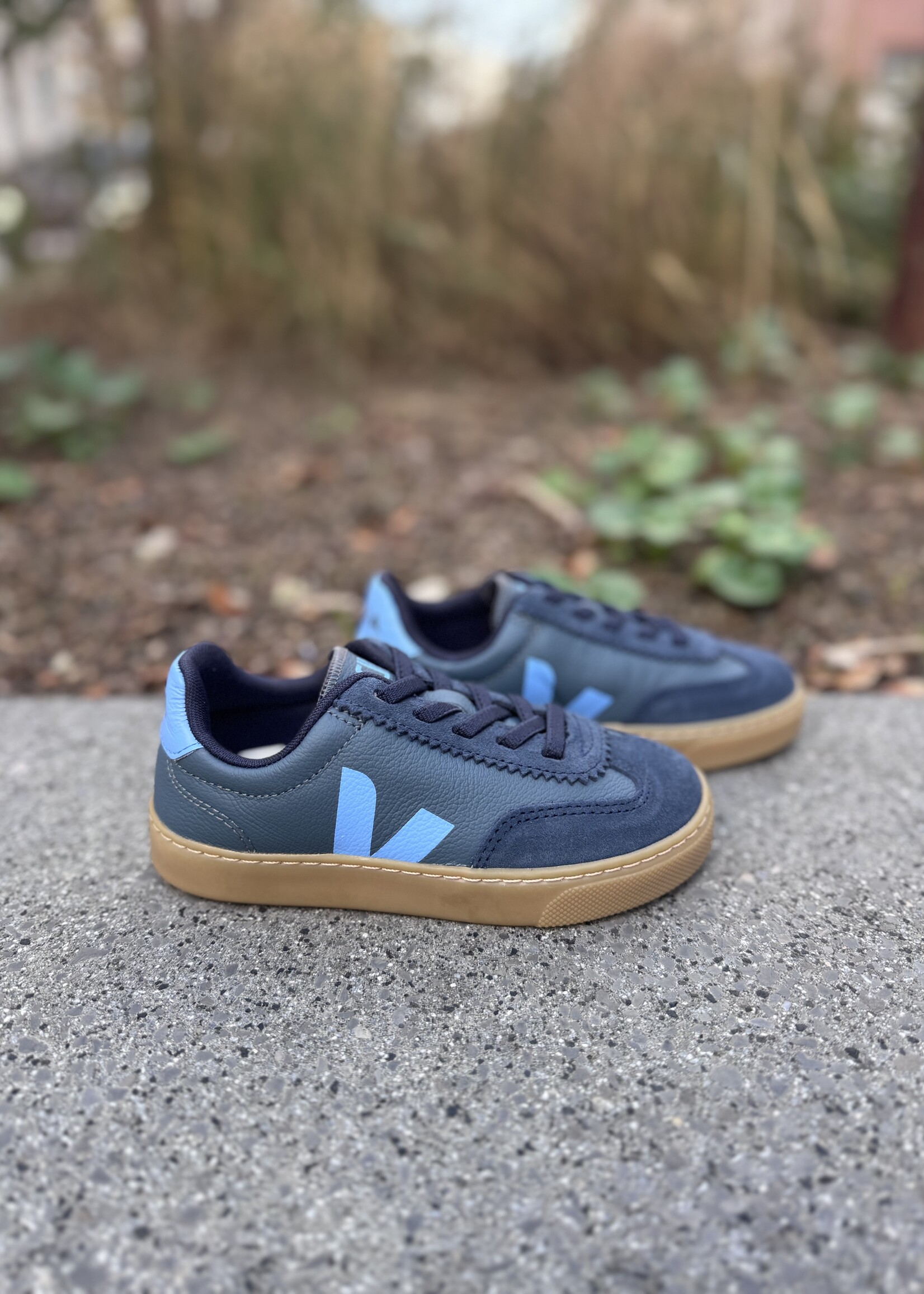 VEJA small volley California Celeste