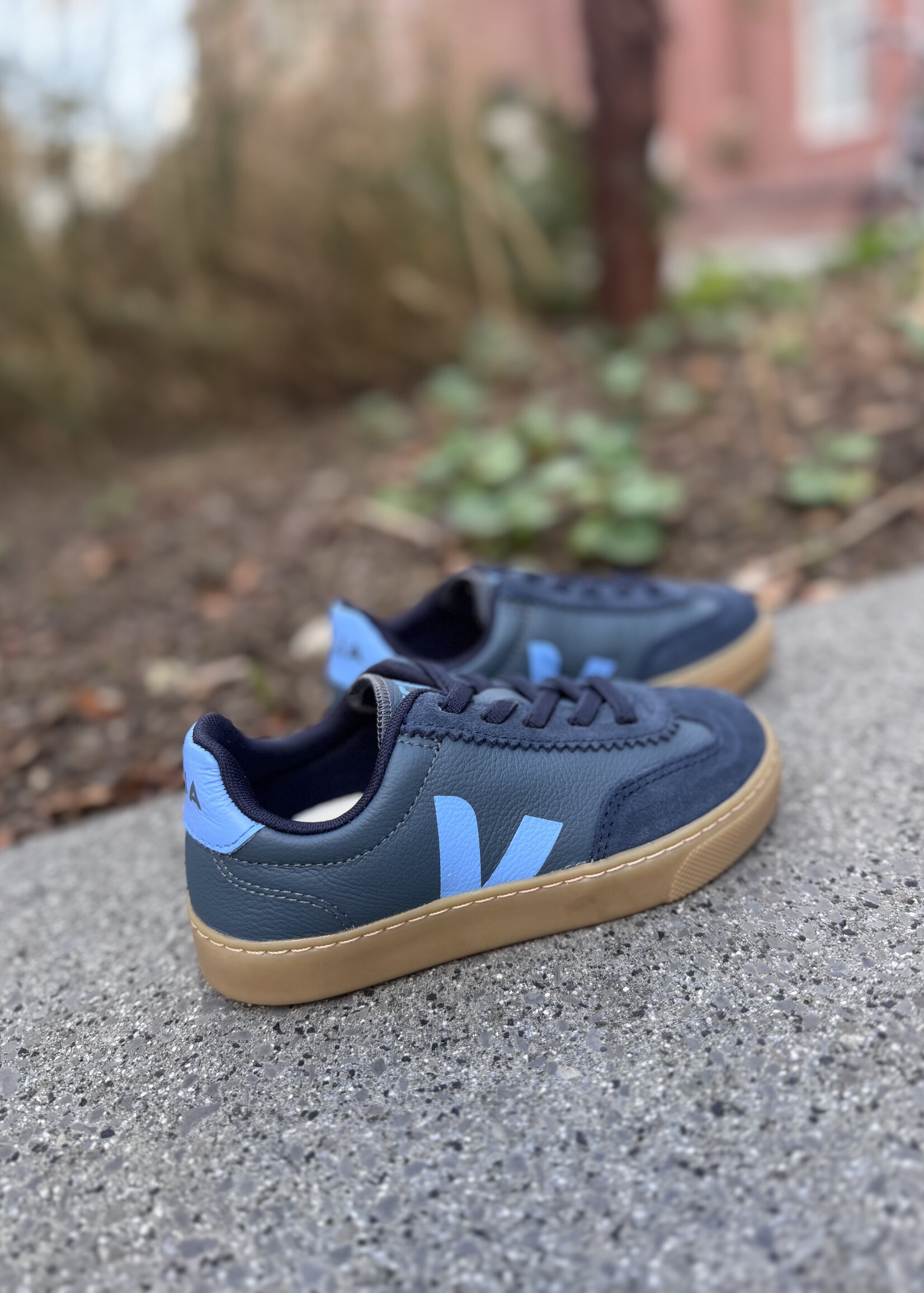 VEJA small volley California Celeste