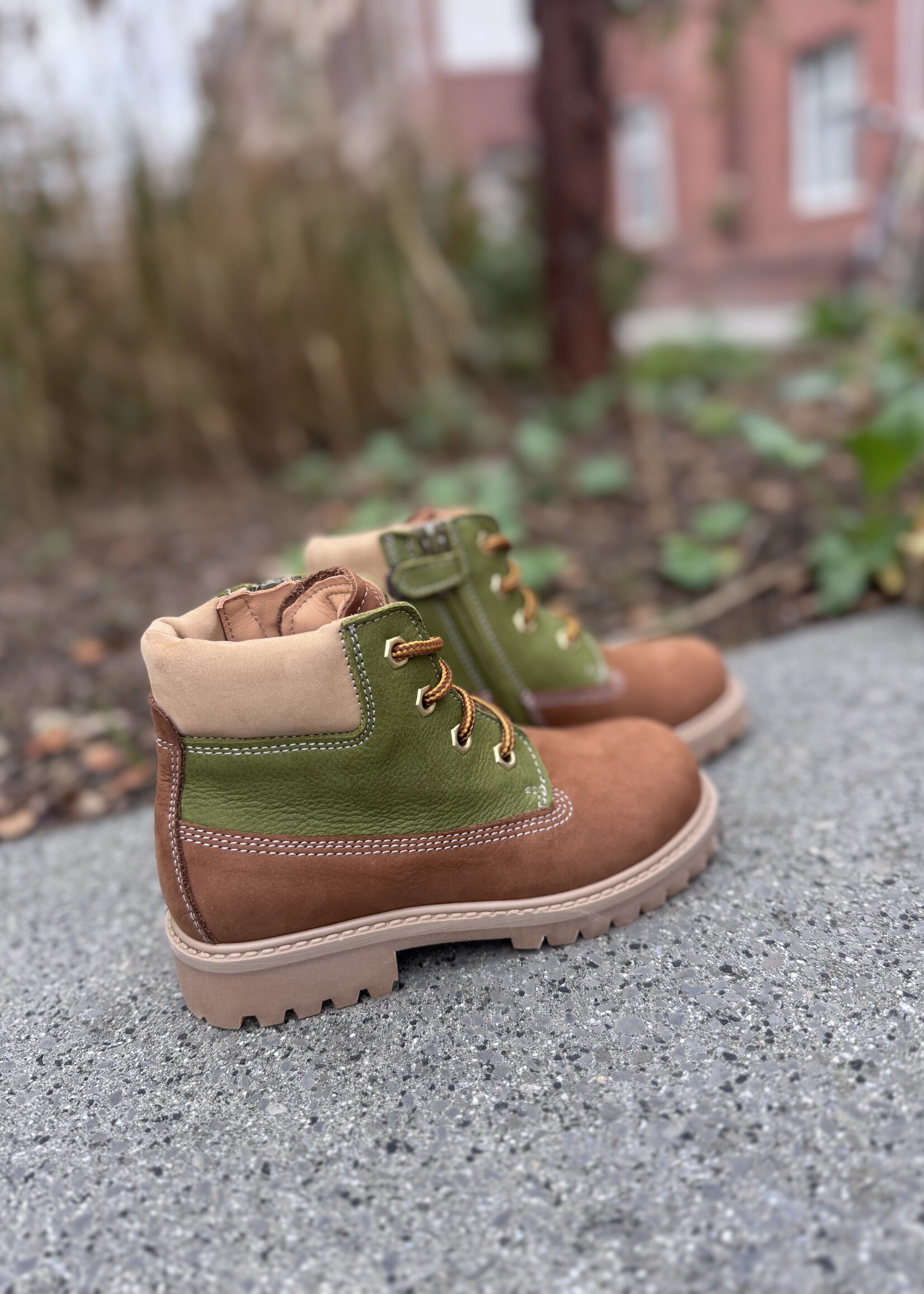 Ocra 662 bottine cognac mosstone