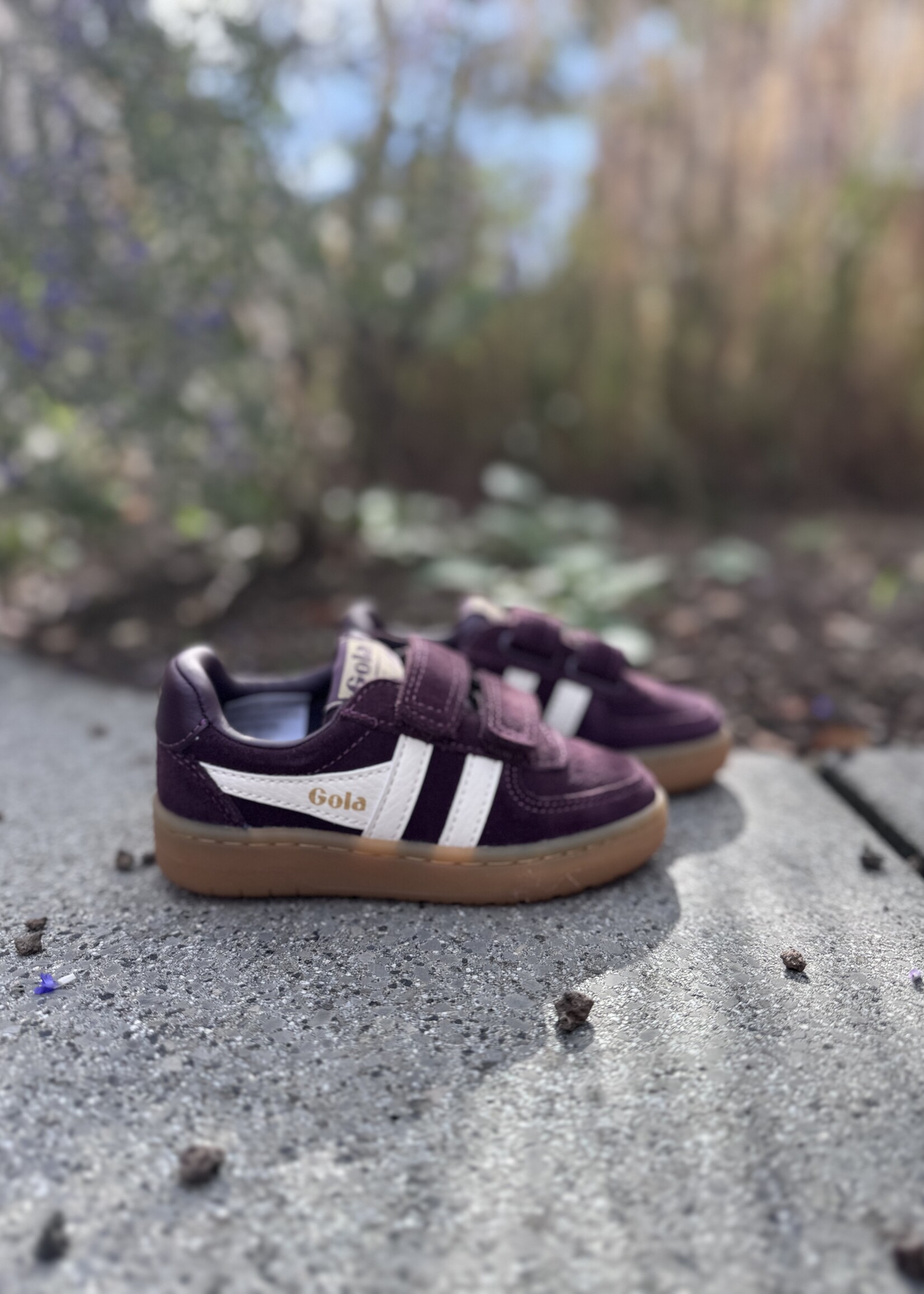Gola Hawk suede strap trainer cocoa off white gum