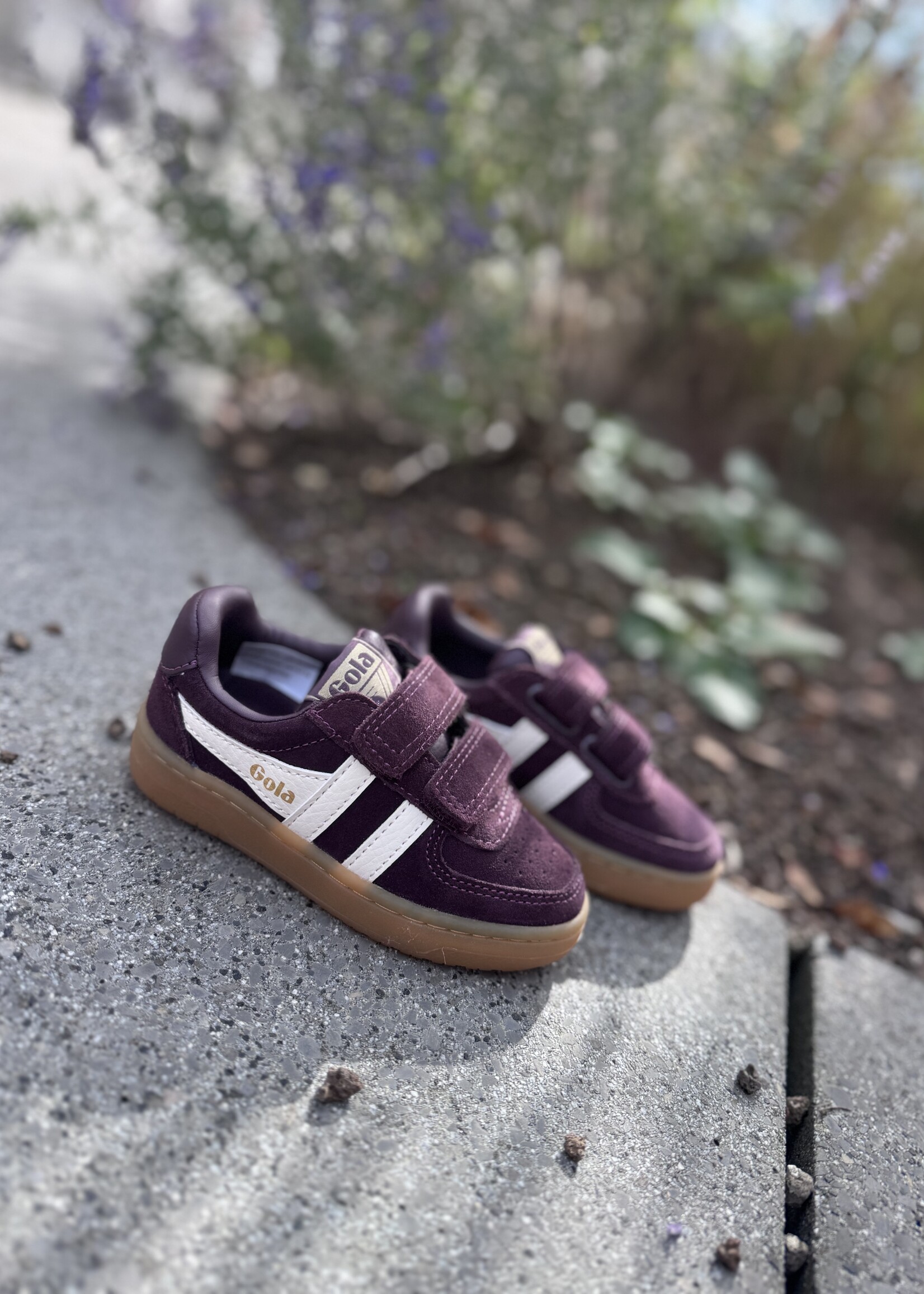 Gola Hawk suede strap trainer cocoa off white gum