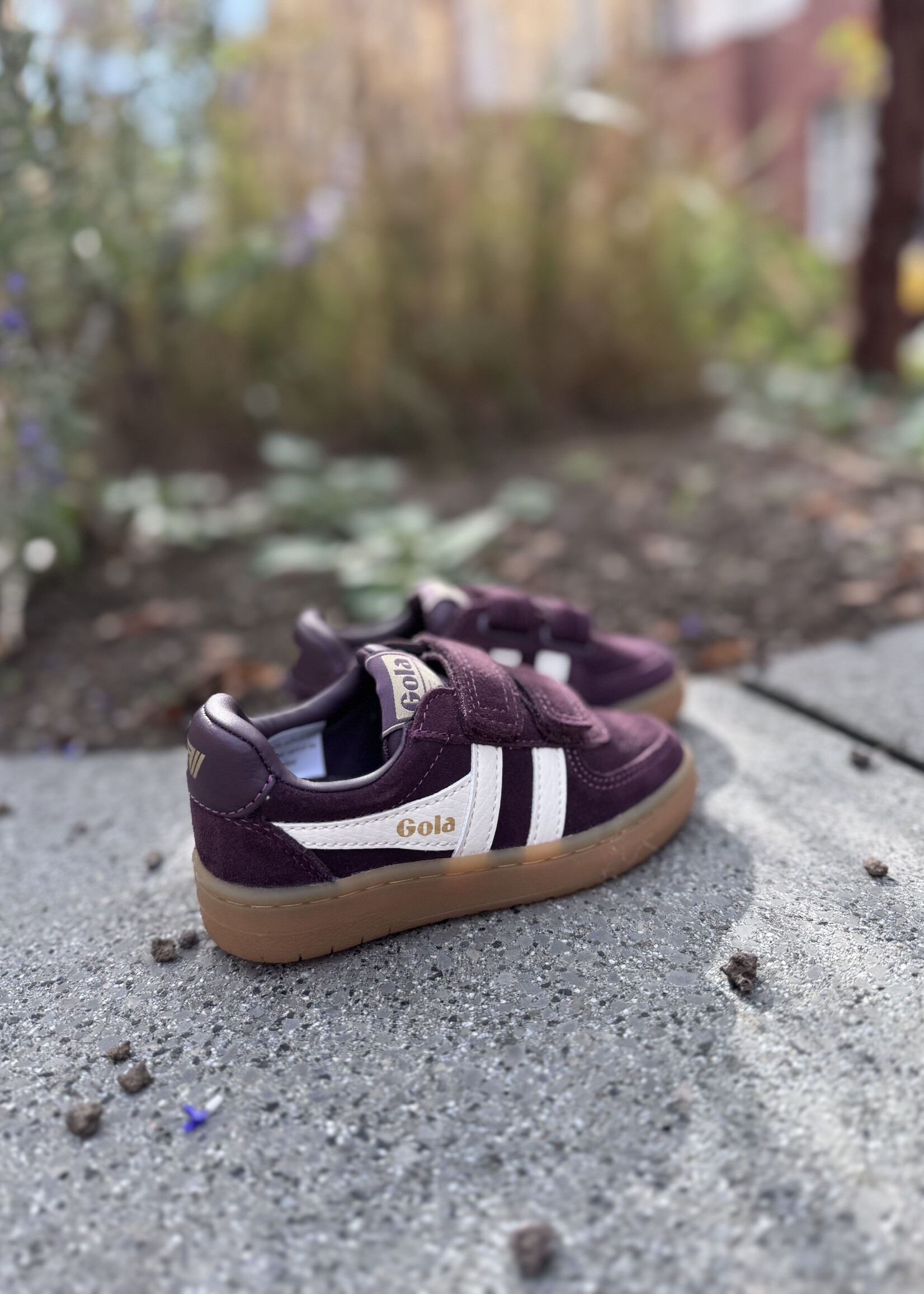 Gola Hawk suede strap trainer cocoa off white gum