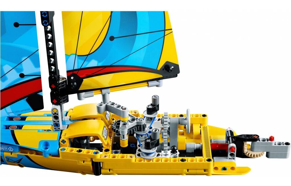 42074 Technic Racejacht